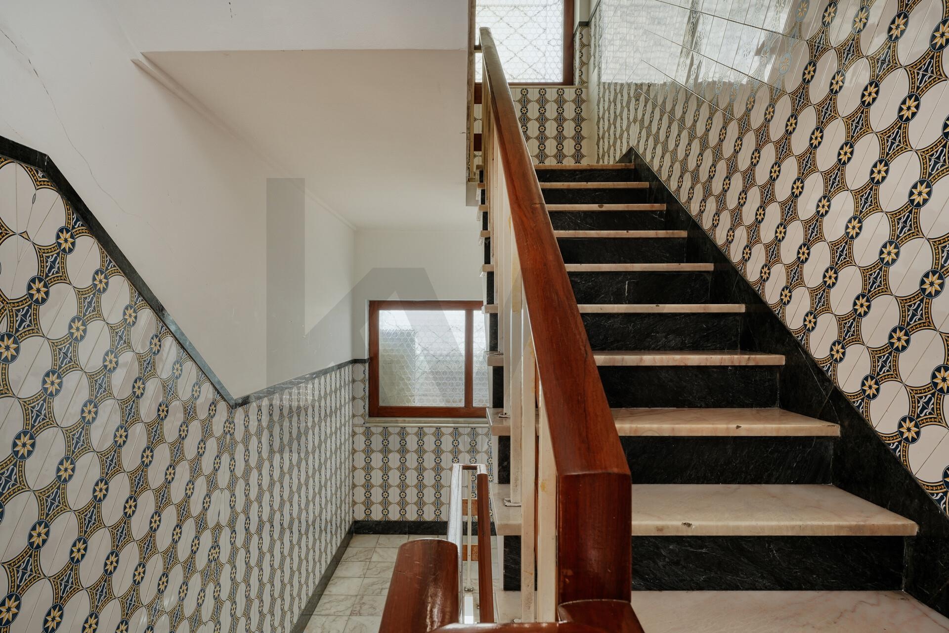 2 Bedroom Home for Sale in Carcavelos - Lisbon - Portugal - 1