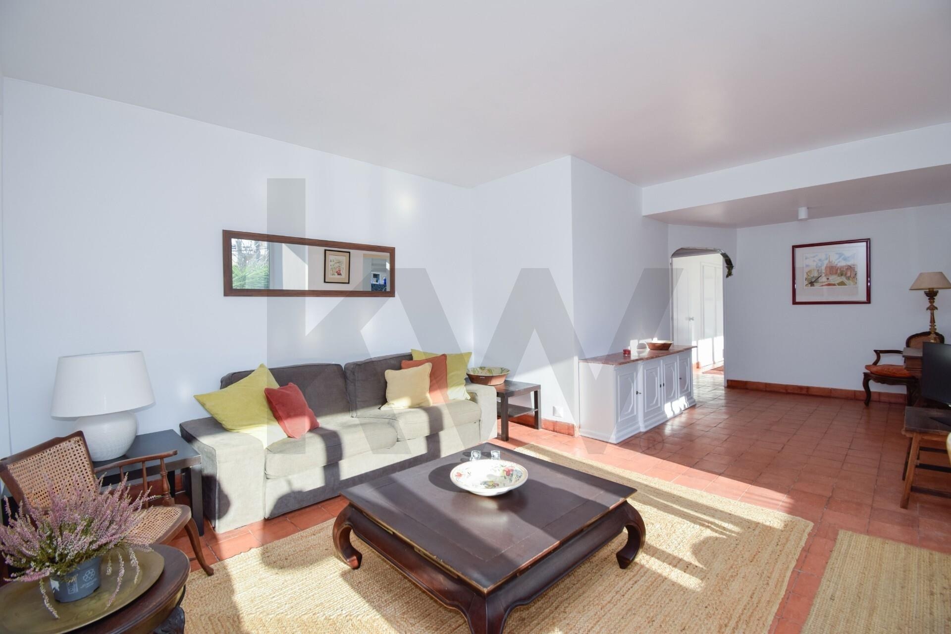 Apartamento T2 à Venda em Cascais - Lisboa - Portugal - 3