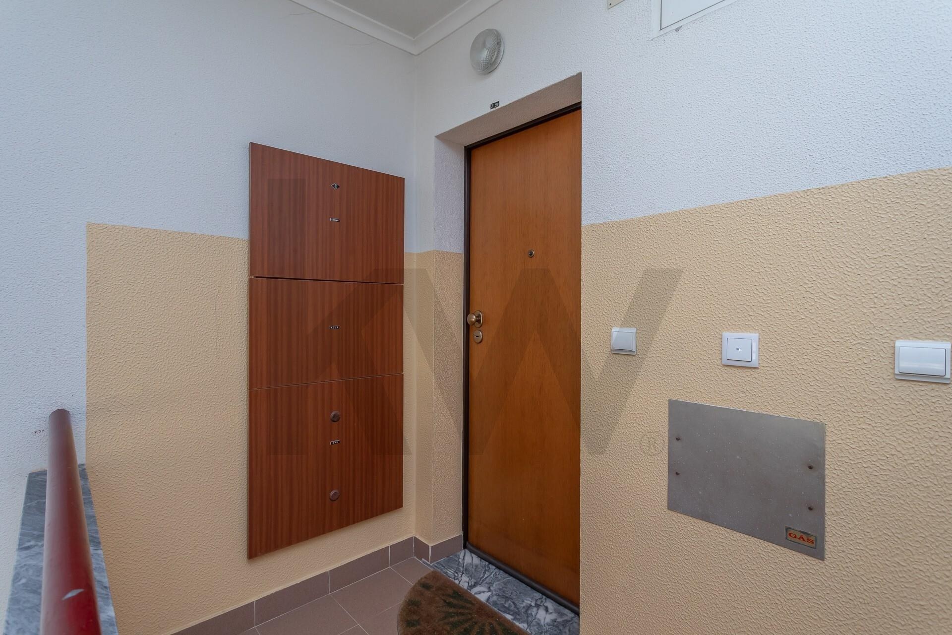 Apartamento T2 à Venda em Cascais - Lisboa - Portugal - 2