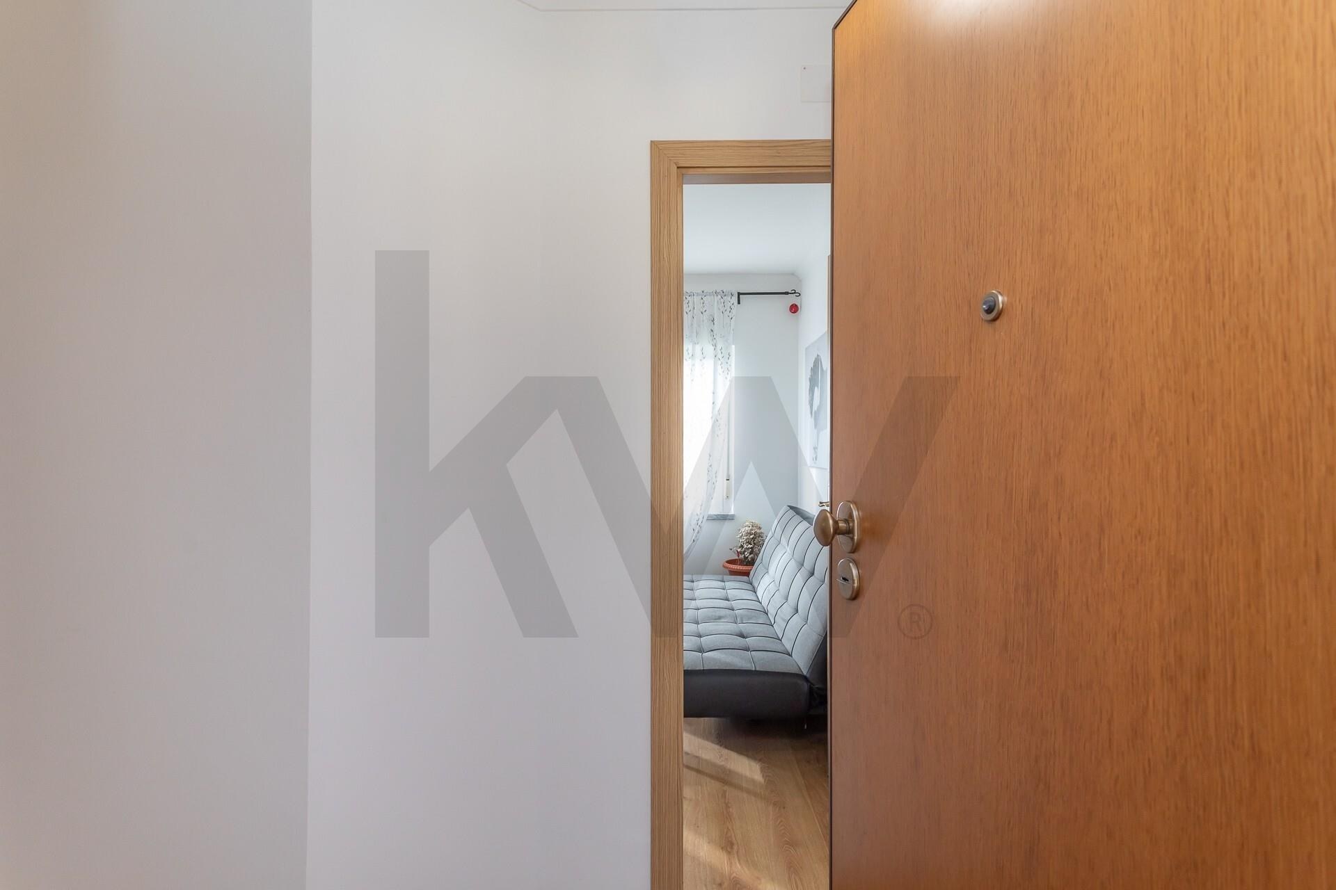 Apartamento T2 à Venda em Cascais - Lisboa - Portugal - 3