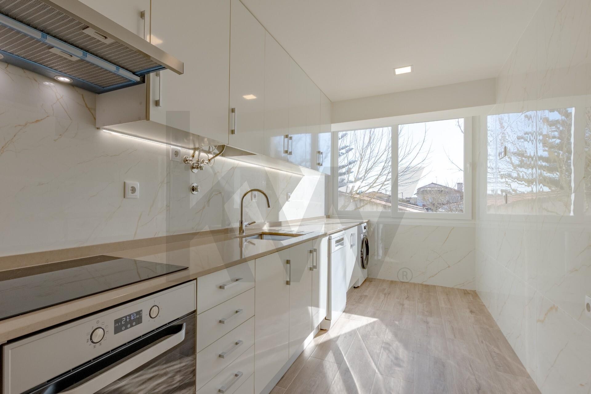 Apartamento T2 à Venda em Cascais - Lisboa - Portugal - 6
