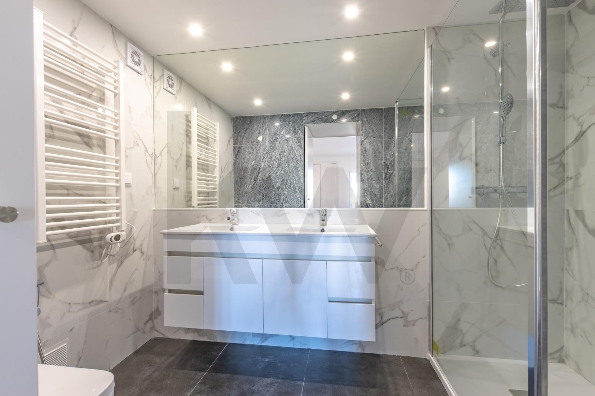 Apartamento T2 à Venda em Cascais - Lisboa - Portugal - 8