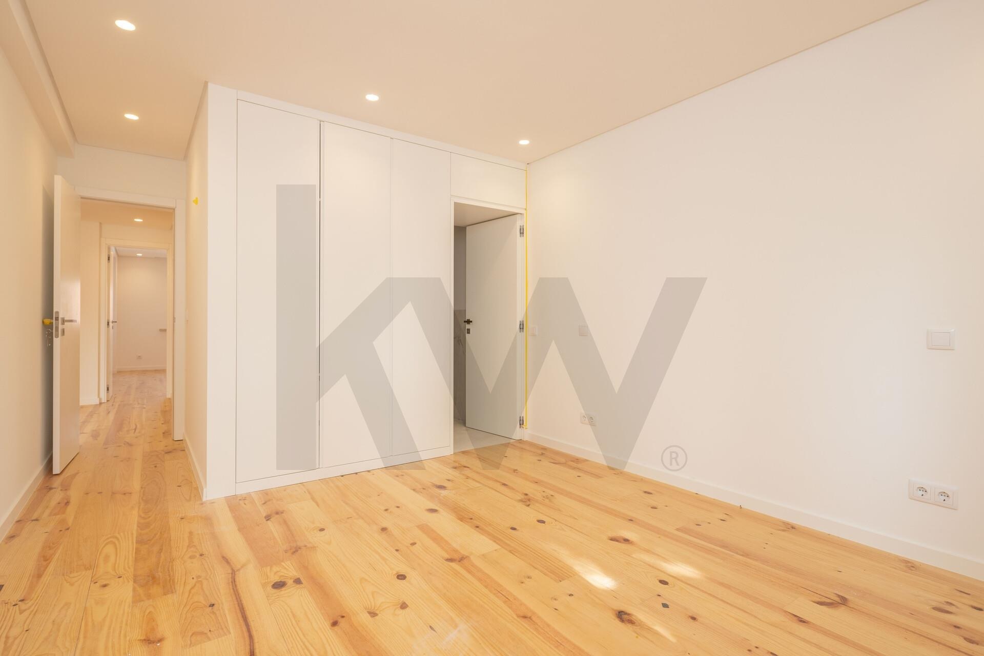 Apartamento T2 à Venda em Cascais - Lisboa - Portugal - 4