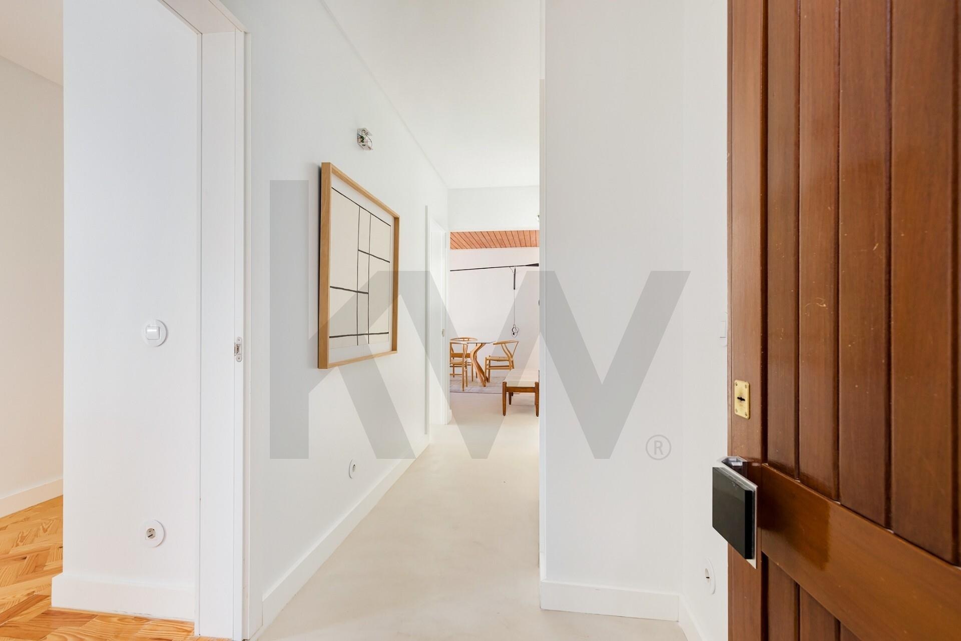 Apartamento T2 à Venda em Cascais - Lisboa - Portugal - 2