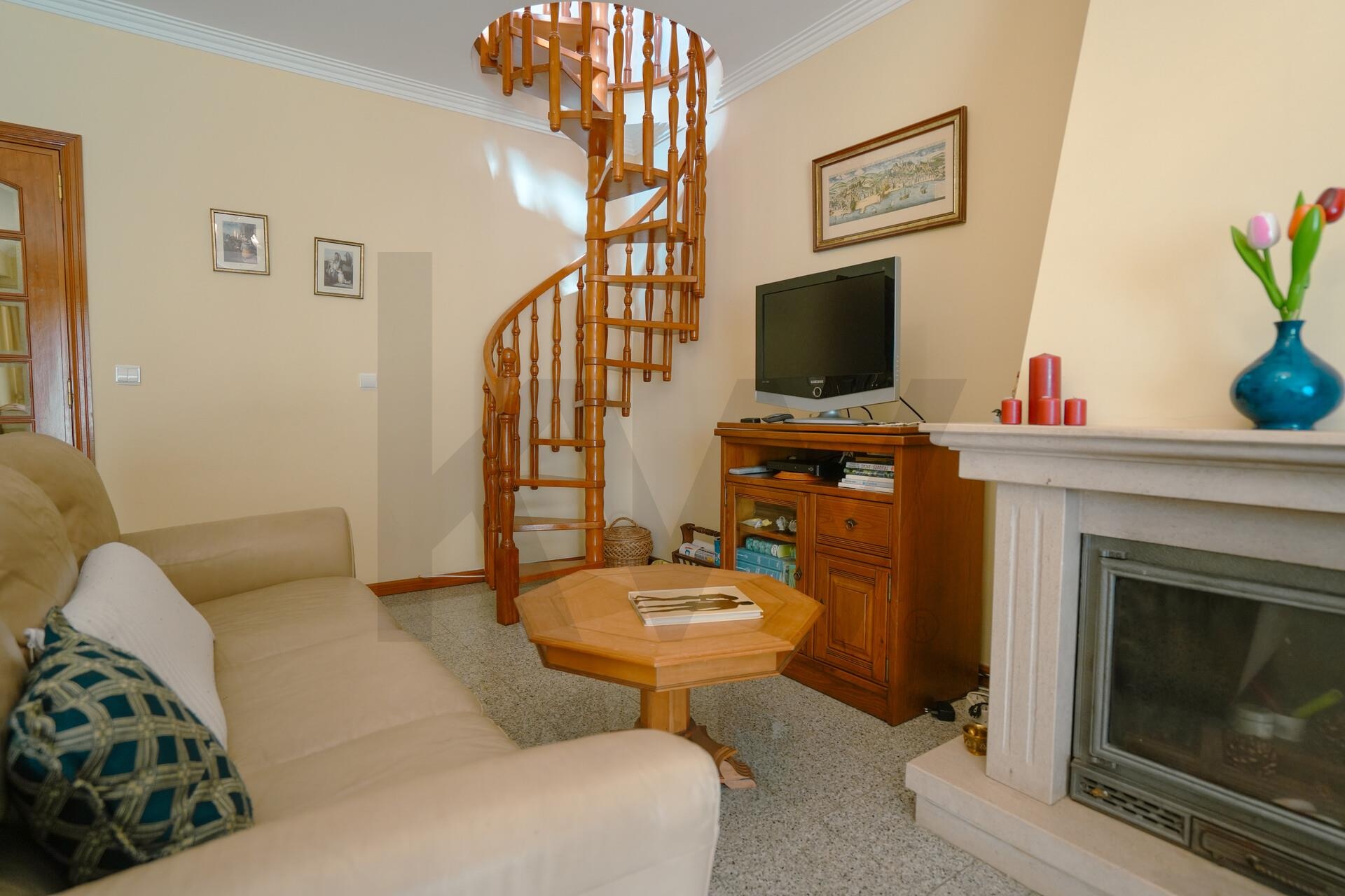 2 Bedroom Apartment for Sale in Charneca Da Caparica - Setúbal - Portugal - 8