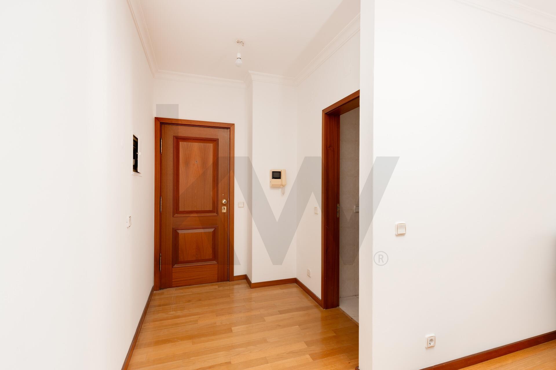 Apartamento T2 à Venda em Coimbra - Coimbra - Portugal - 4