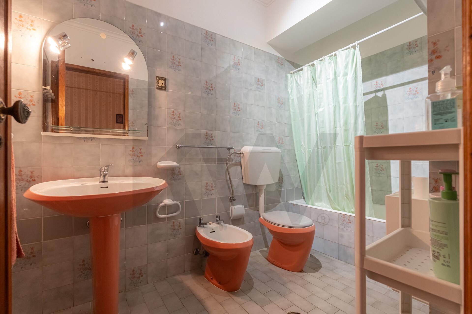 Apartamento T2 à Venda em Coimbra - Portugal - 4