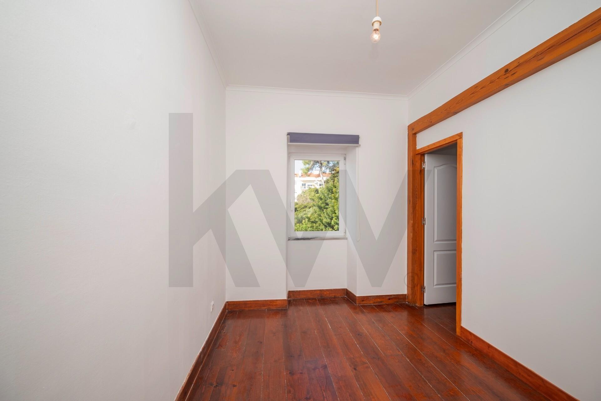 Apartamento T2 à Venda em Cruz Quebrada-dafundo - Lisboa - Portugal - 7