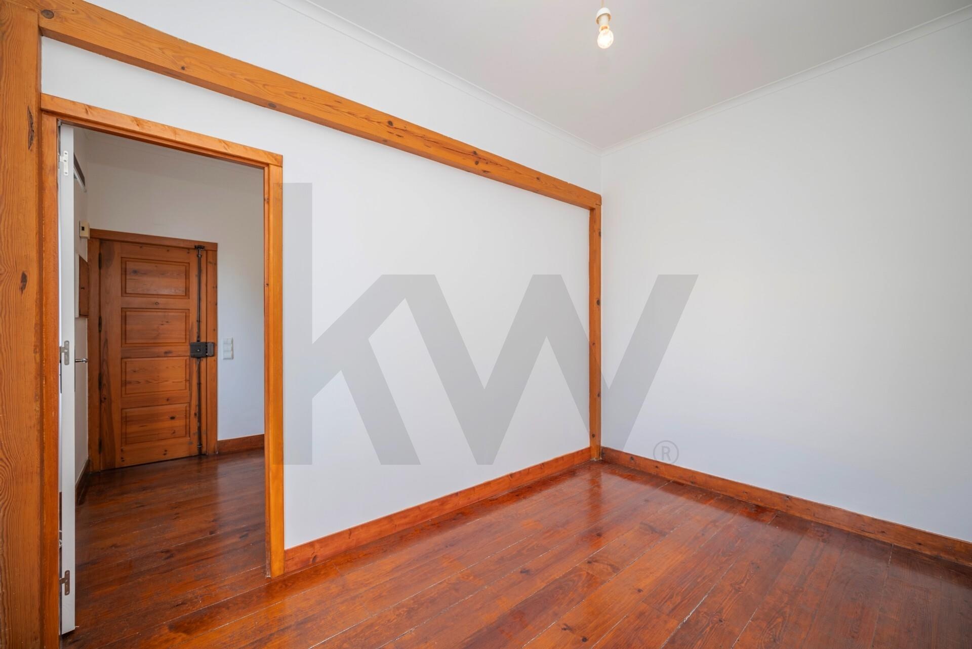 Apartamento T2 à Venda em Cruz Quebrada-dafundo - Lisboa - Portugal - 8