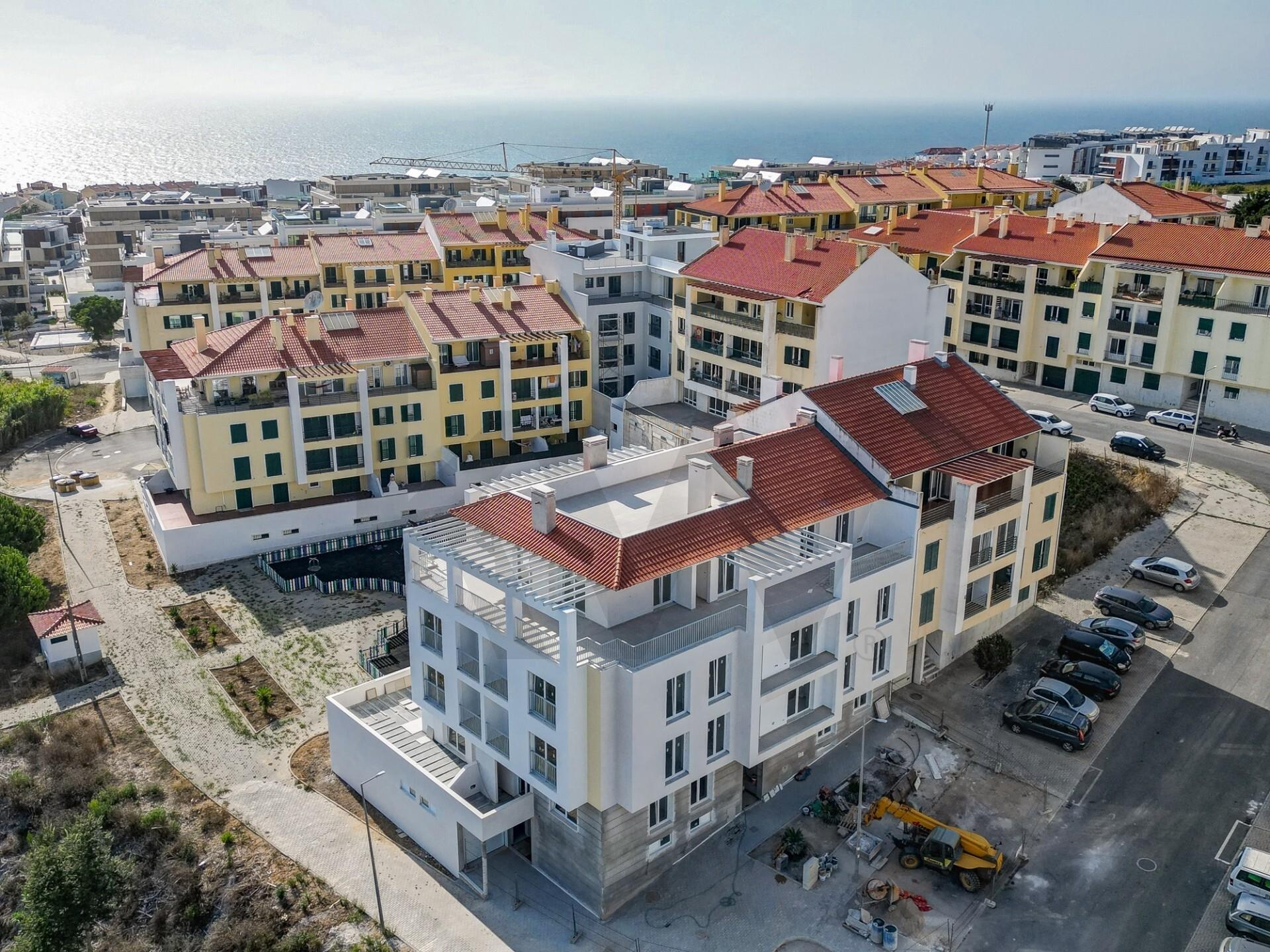 Apartamento T2 na Planta à Venda em Ericeira - Portugal - 1