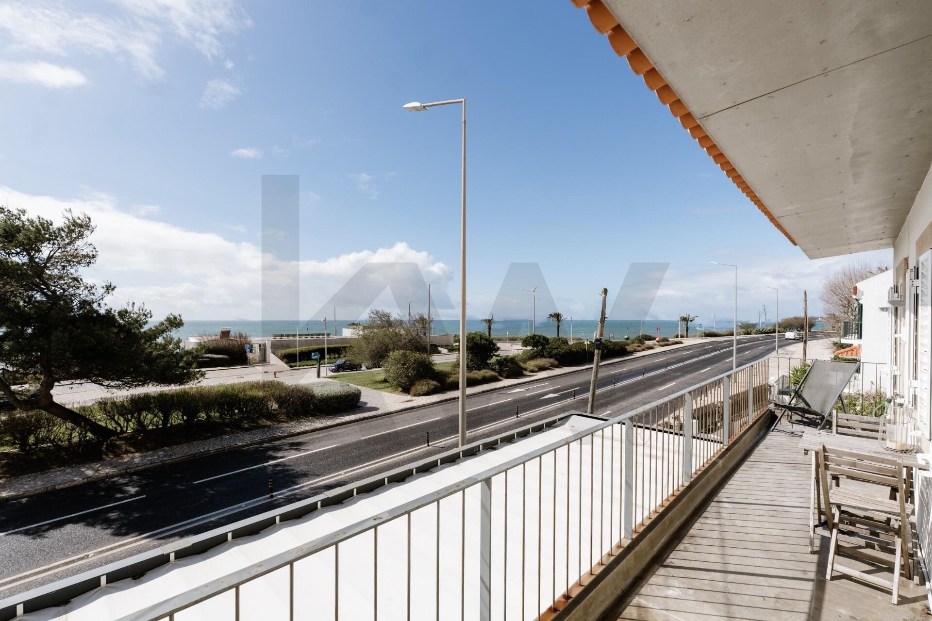 Apartamento T2 à Venda em Estoril - Lisboa - Portugal - 3