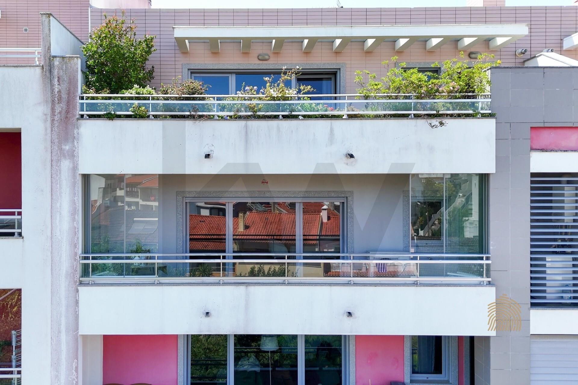 Apartamento T2 à Venda em Estoril - Lisboa - Portugal - 3