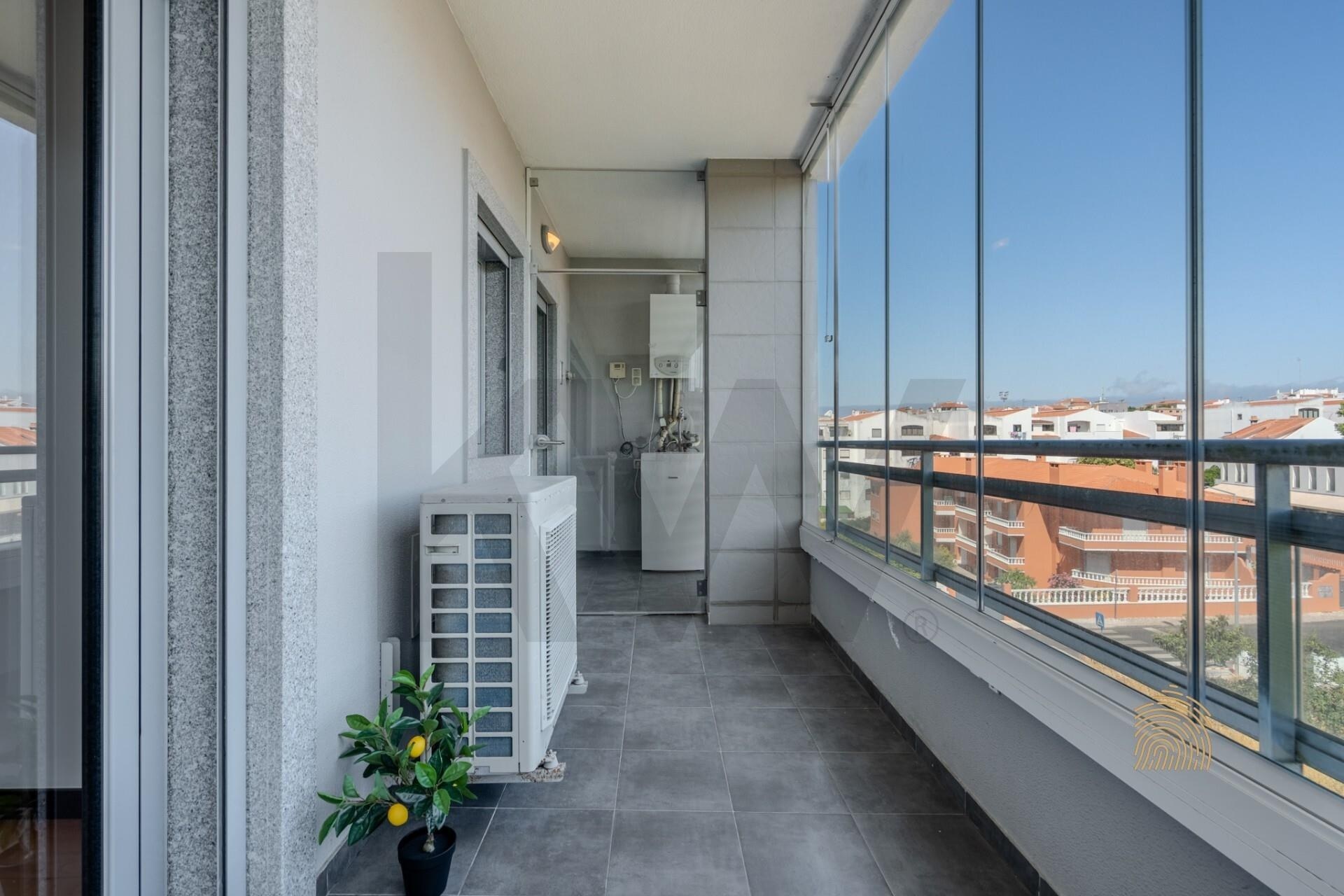 Apartamento T2 à Venda em Estoril - Lisboa - Portugal - 5