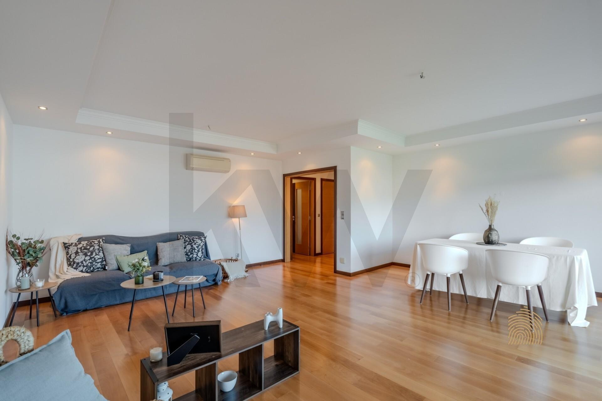 Apartamento T2 à Venda em Estoril - Lisboa - Portugal - 6