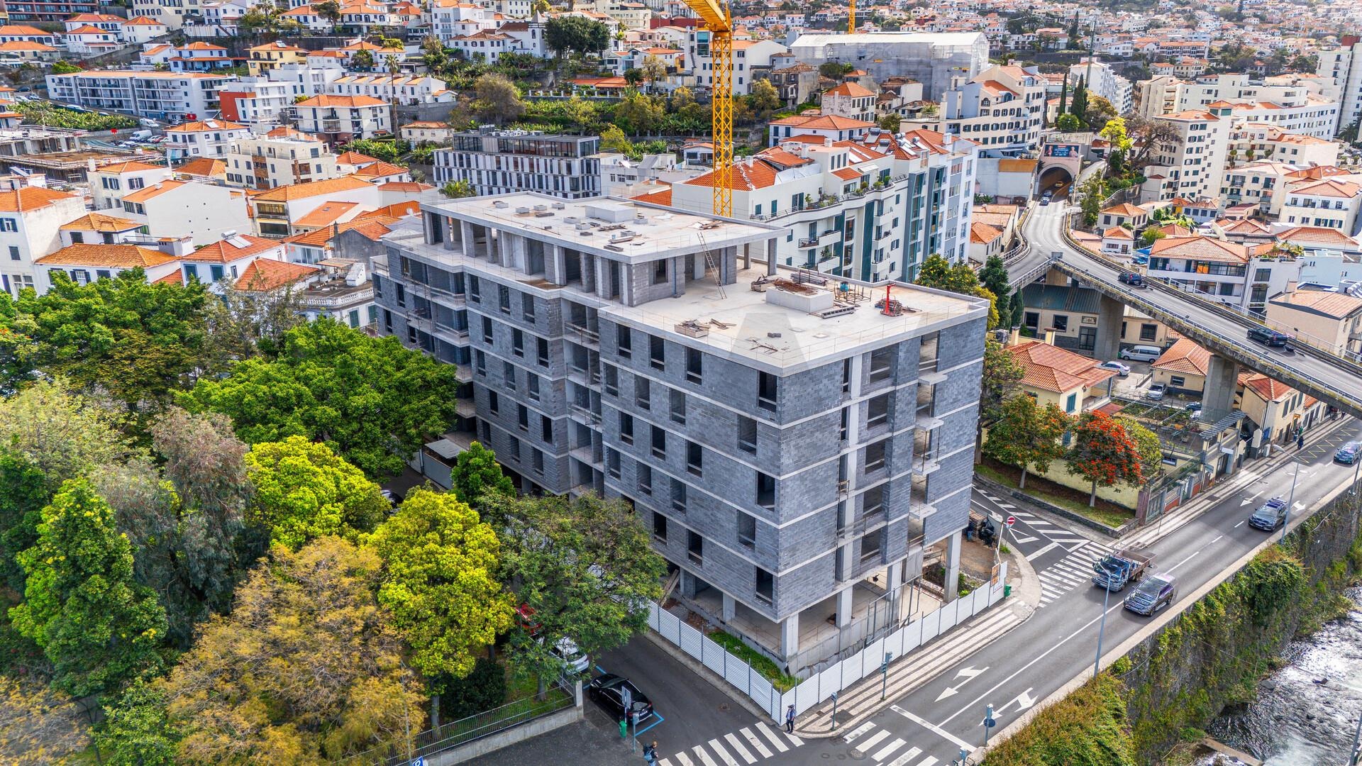 Apartamento de 2 dormitorios en venta en Funchal - Isla de Madeira - Portugal - 2
