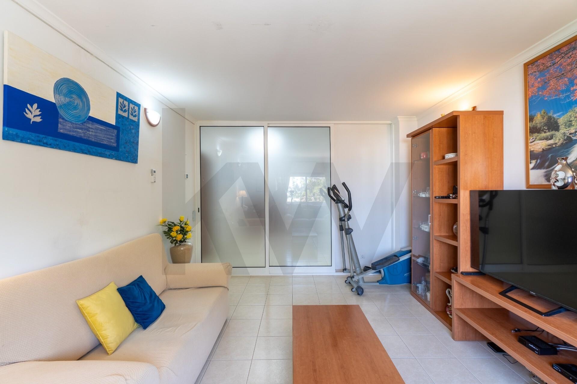 Apartamento T2 à Venda em Loulé - Algarve - Portugal - 3