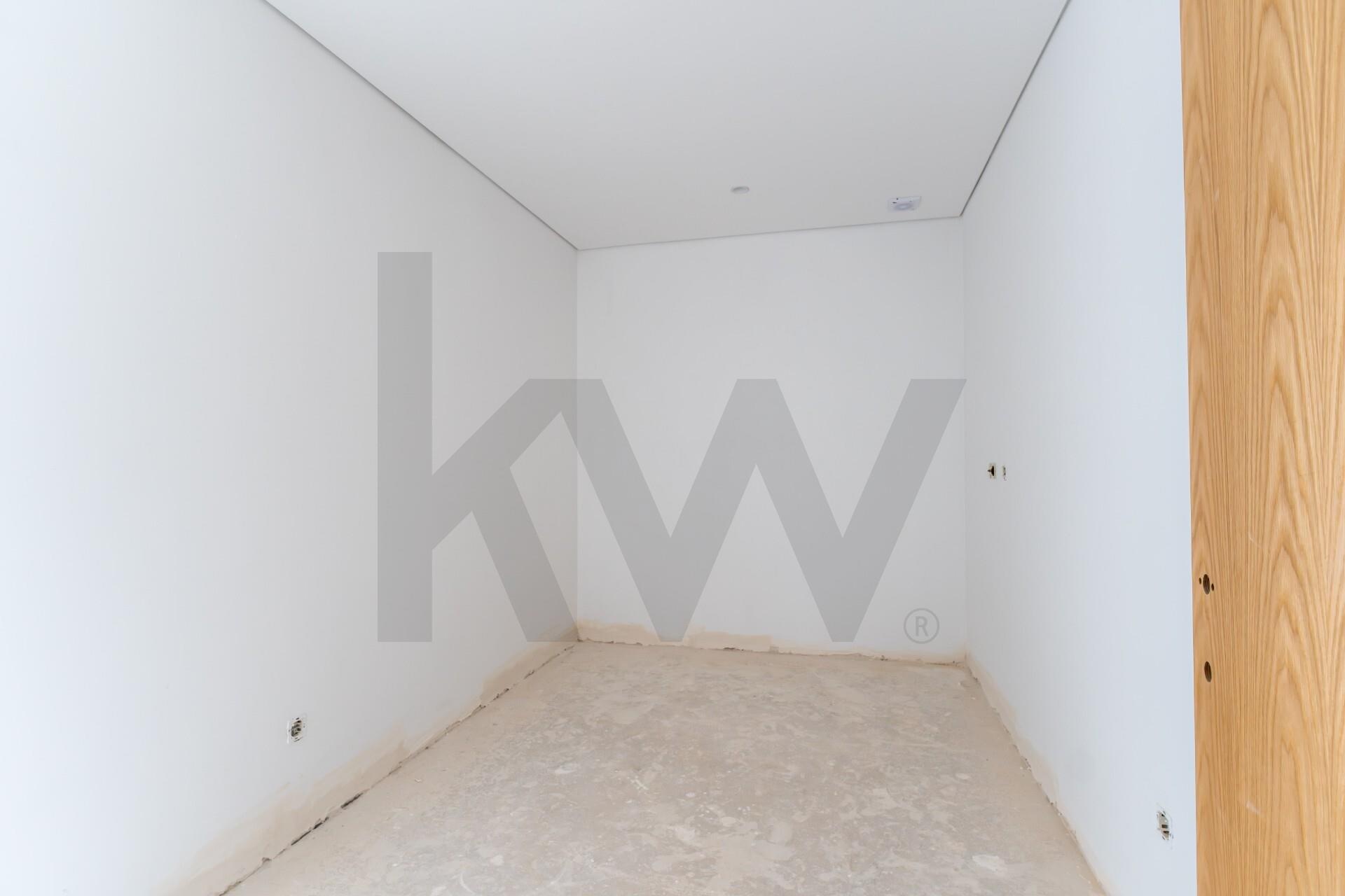 Apartamento T2 à Venda em Maia - Portugal - 7