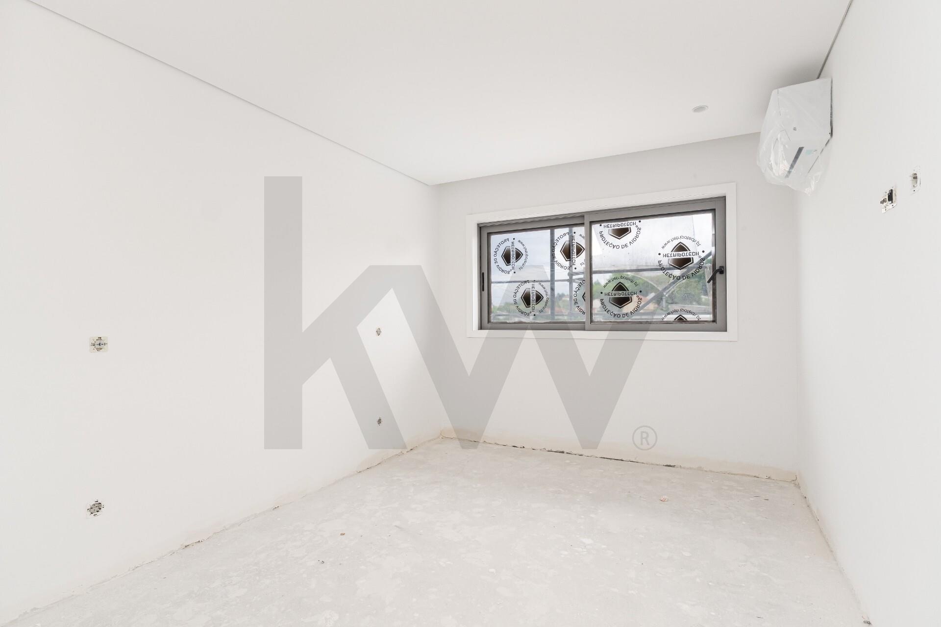 Apartamento T2 à Venda em Maia - Portugal - 8