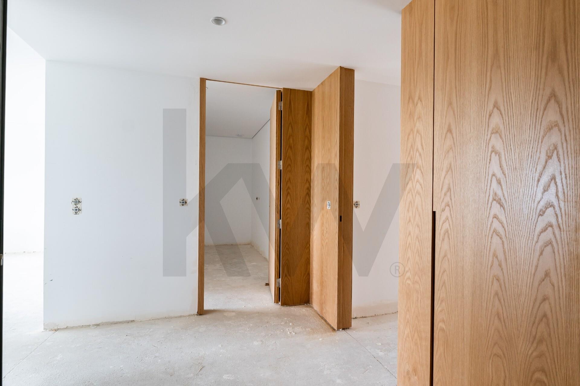 Apartamento T2 à Venda em Maia - Portugal - 2