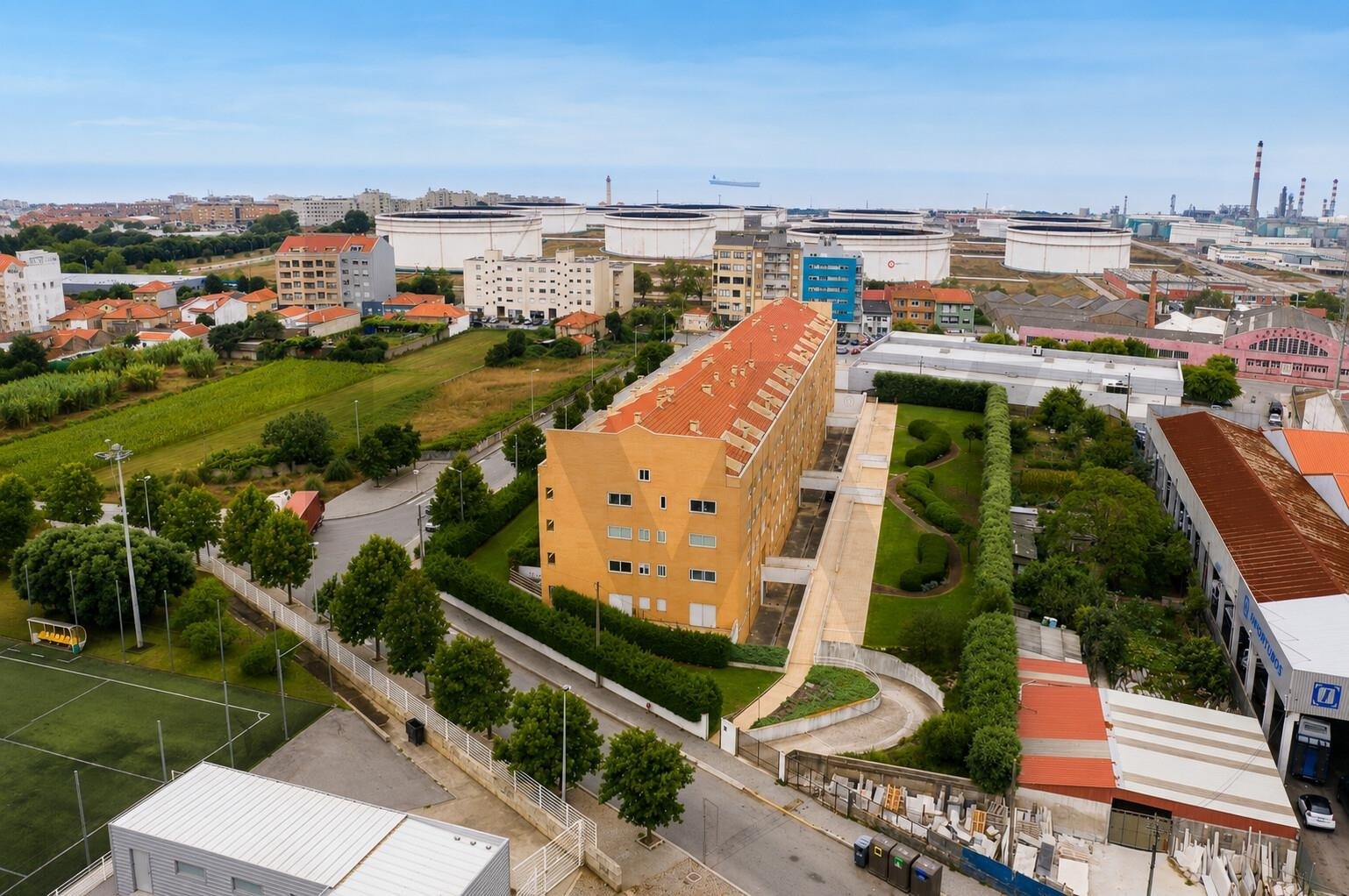 Apartamento T2 à Venda em Matosinhos - Porto - Portugal - 1