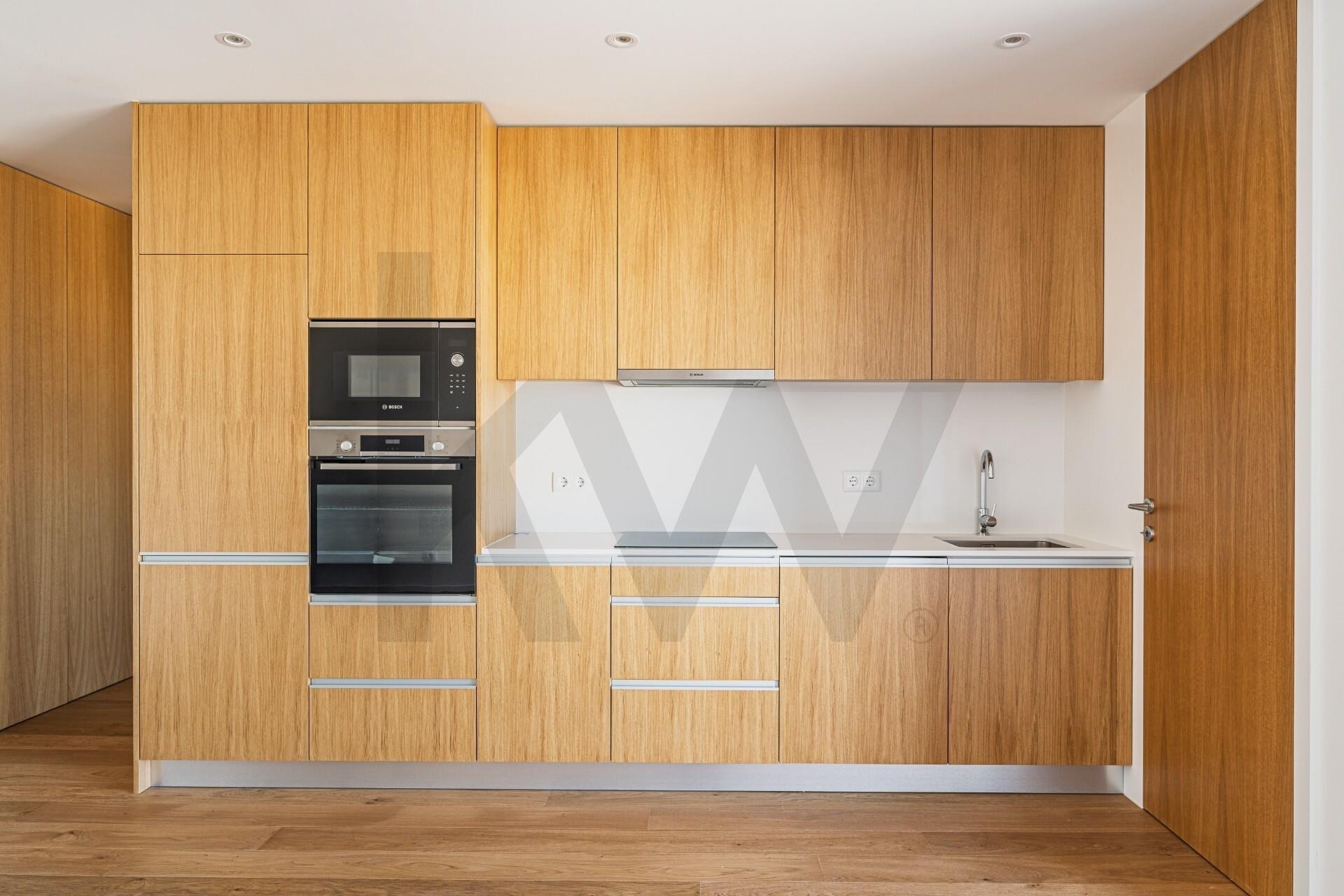 Apartamento T2 à Venda em Matosinhos - Porto - Portugal - 2