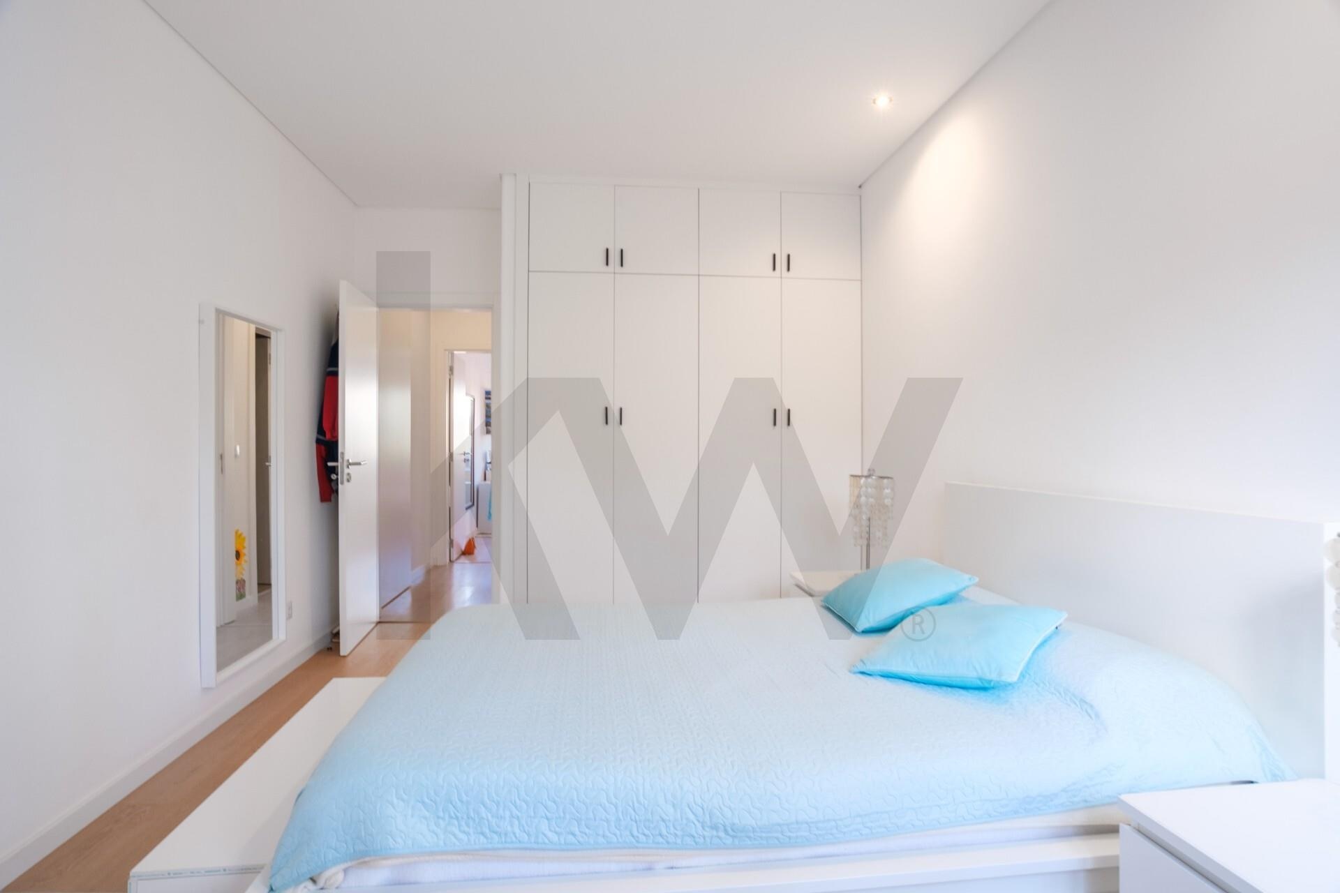 Apartamento T2 à Venda em Oeiras - Lisboa - Portugal - 8