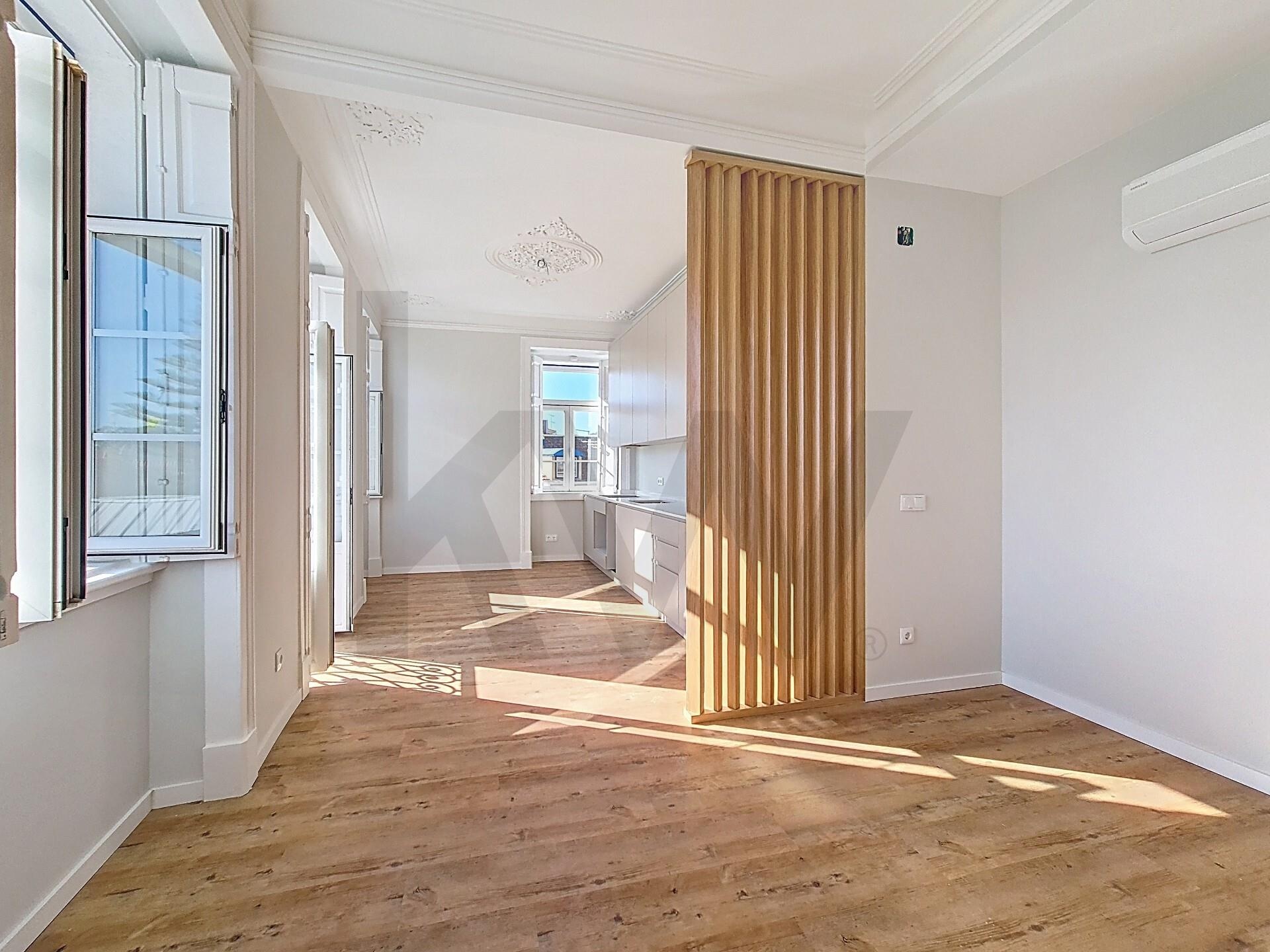 Apartamento T2 à Venda em Oeiras - Lisboa - Portugal - 6