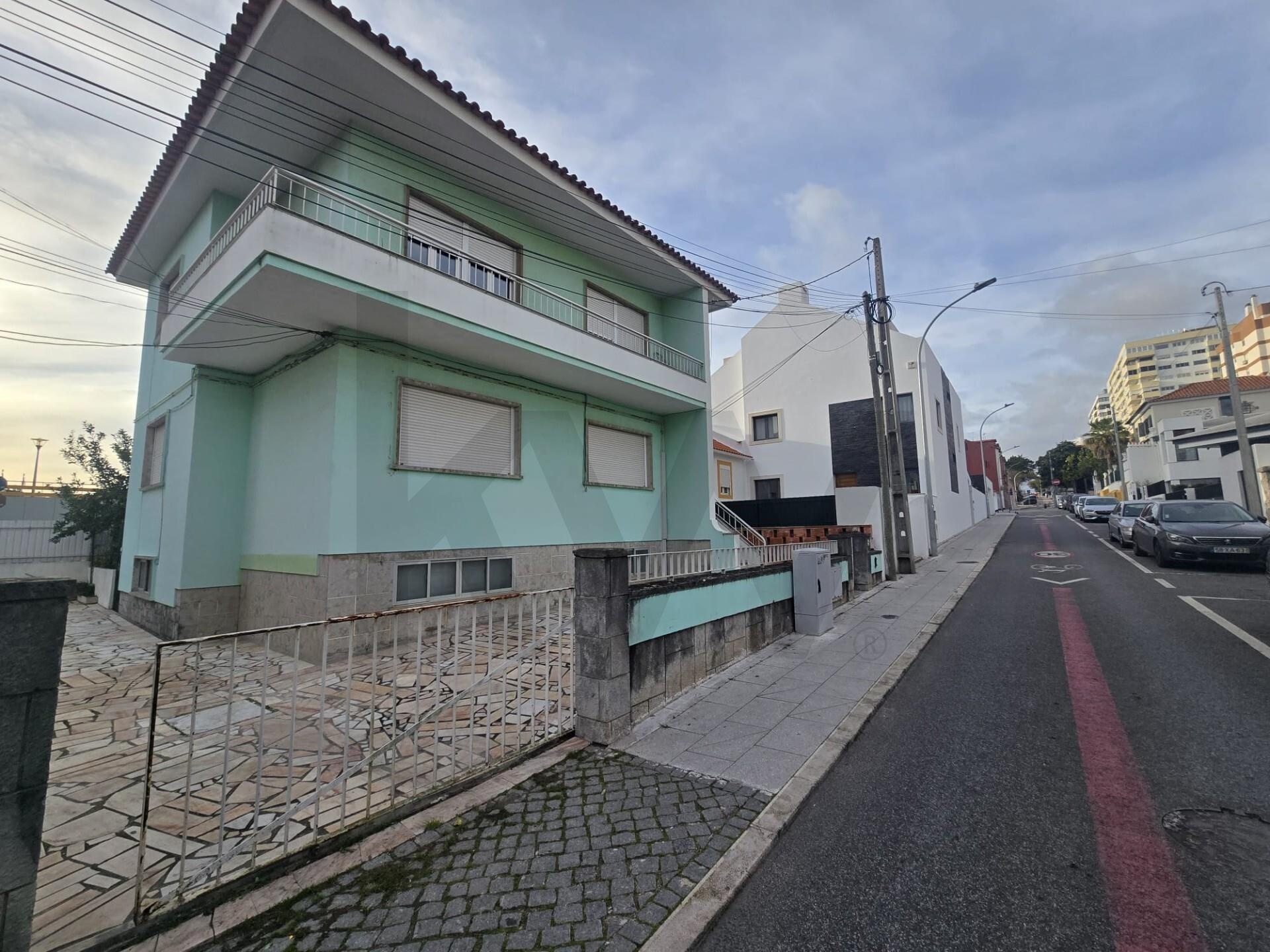 Apartamento T2 à Venda em Oeiras - Lisboa - Portugal - 6