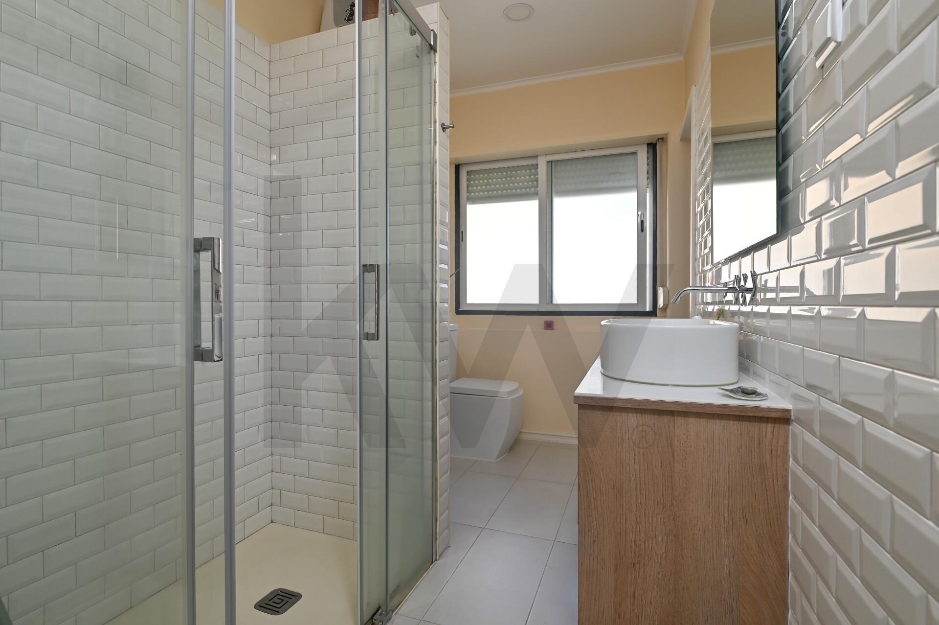 Apartamento T2 à Venda em Parede - Lisboa - Portugal - 7
