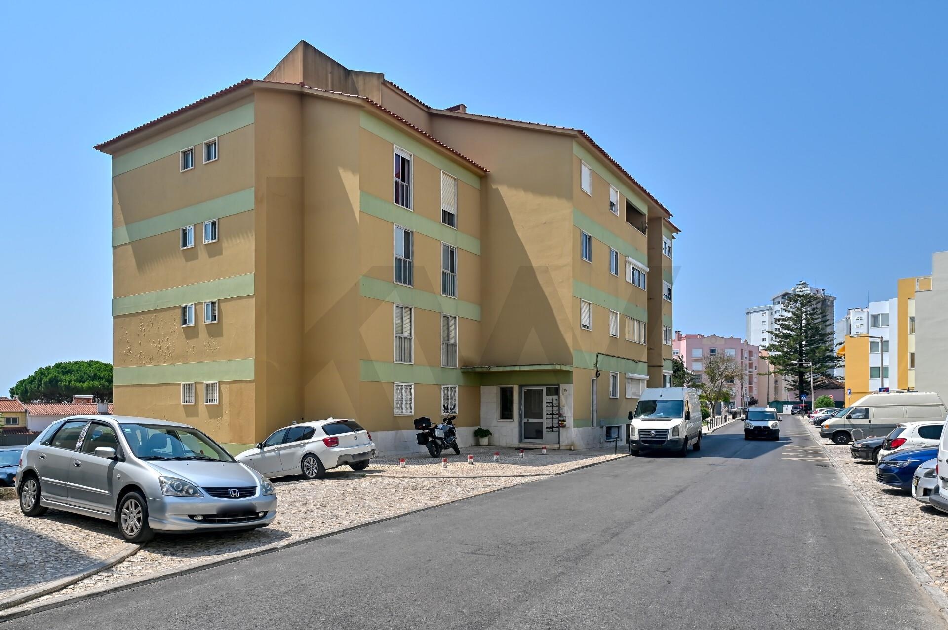 Apartamento T2 à Venda em Parede - Lisboa - Portugal - 6