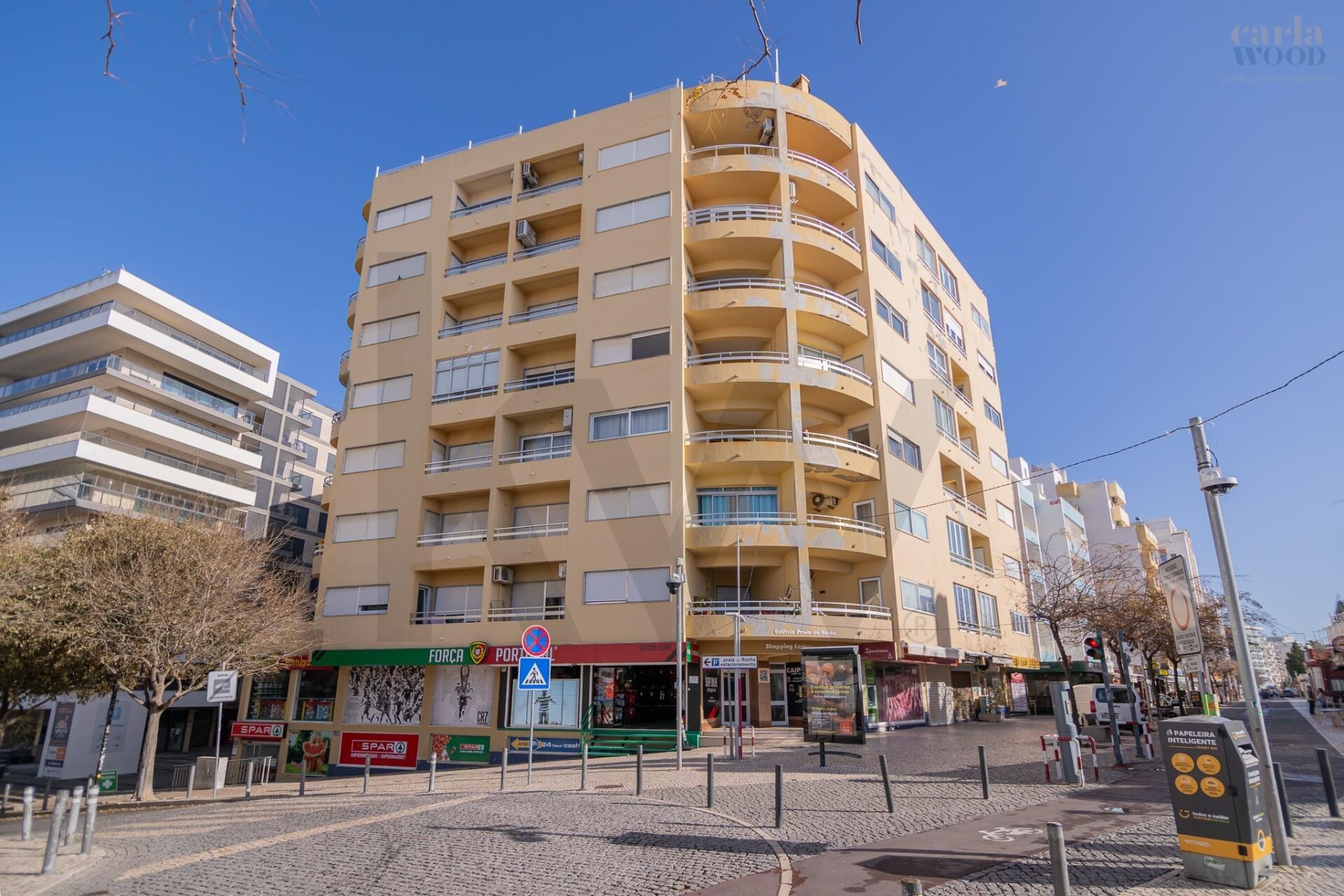 Apartamento T2 à Venda em Portimão - Algarve - Portugal - 1