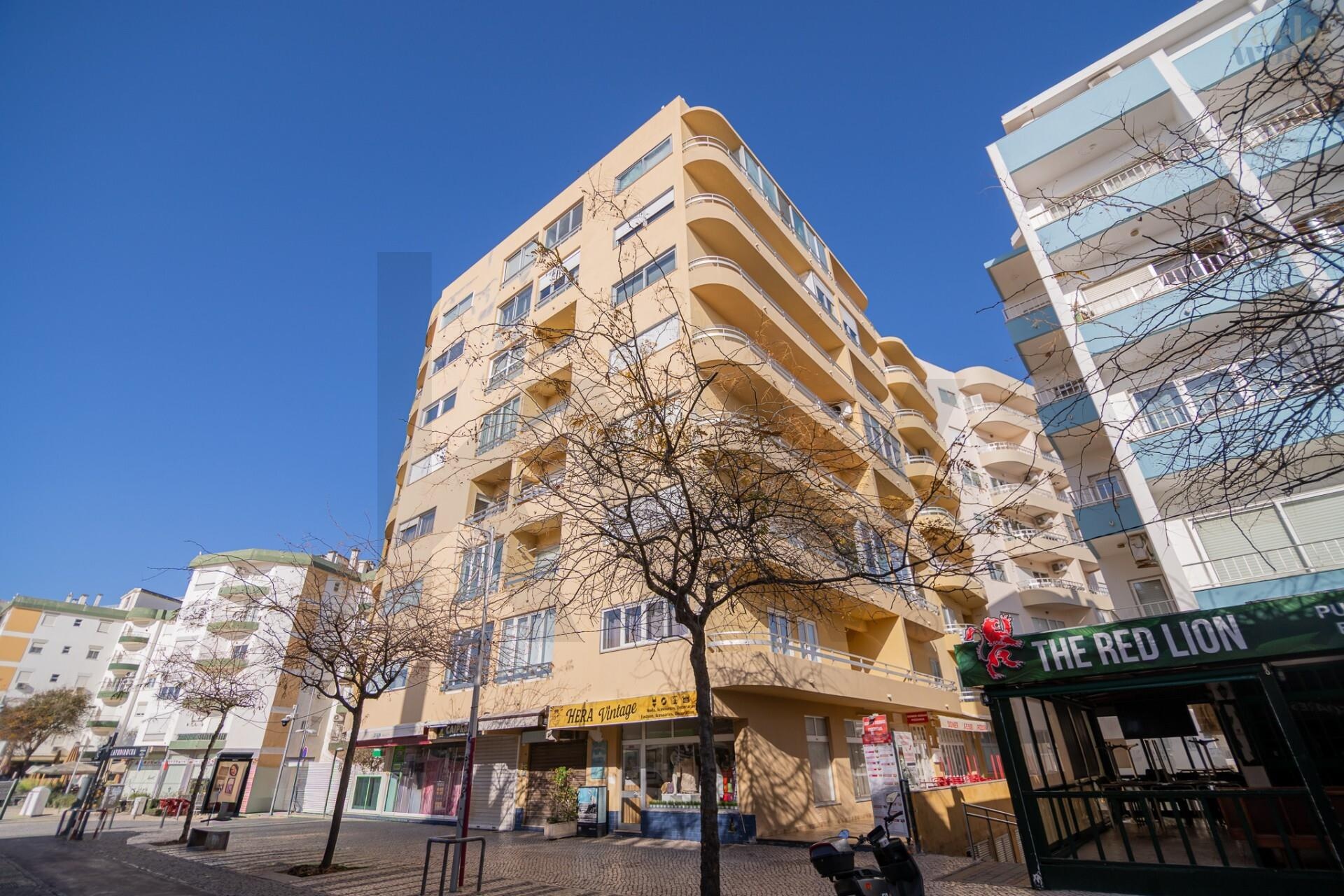 Apartamento T2 à Venda em Portimão - Algarve - Portugal - 4
