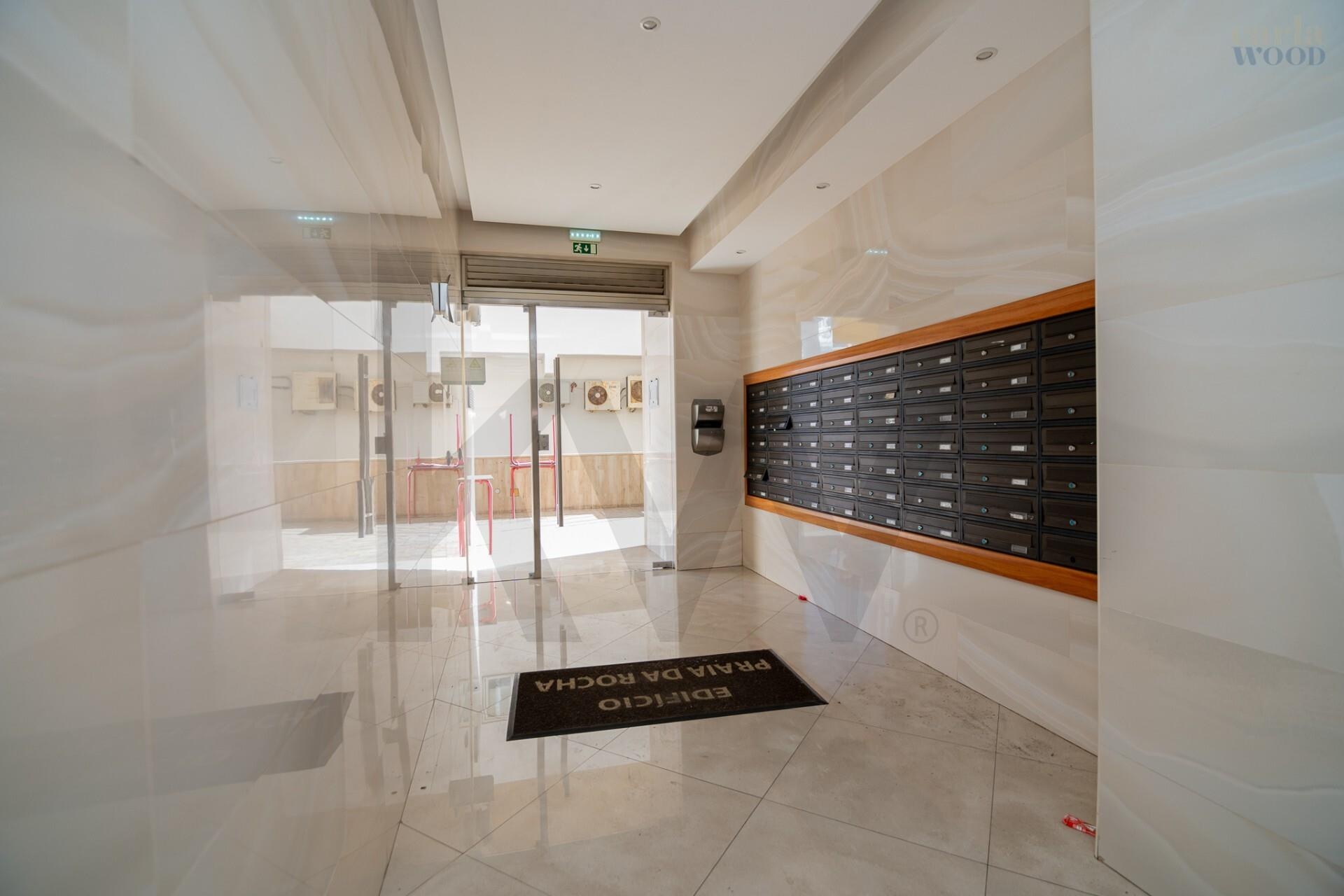 Apartamento T2 à Venda em Portimão - Algarve - Portugal - 8