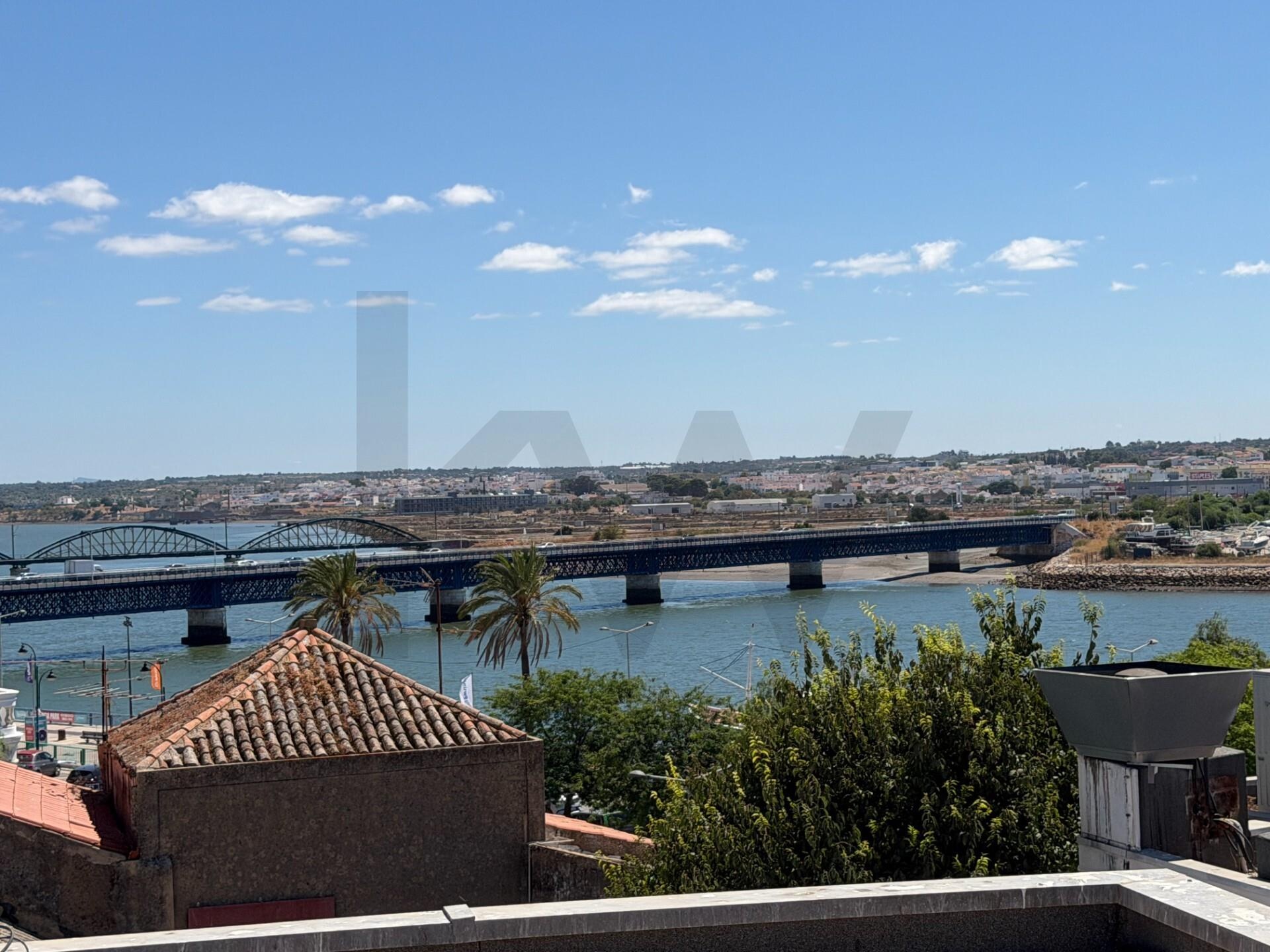 Apartamento T2 na Planta à Venda em Portimão - Algarve - Portugal - 2
