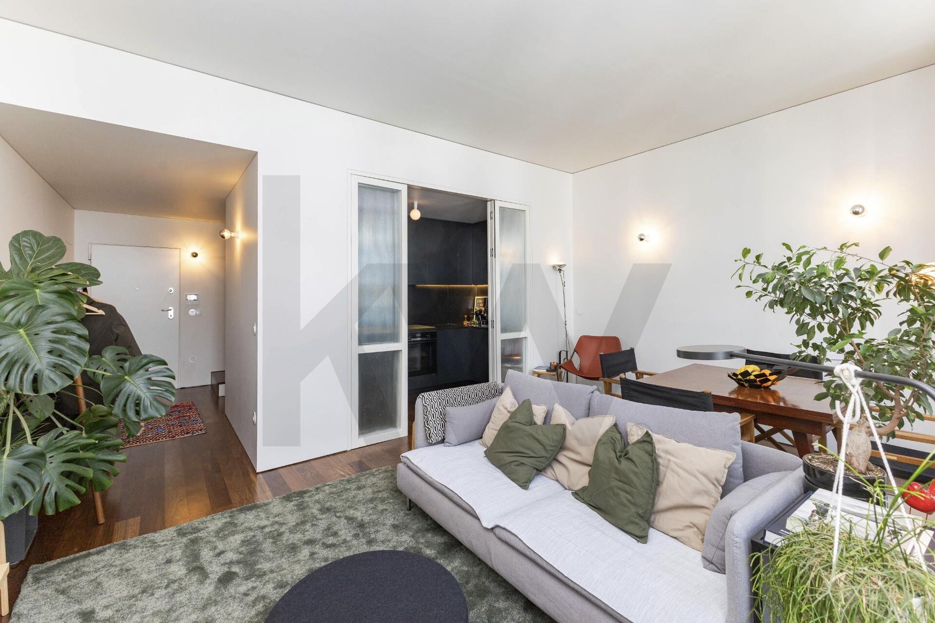 Apartamento T2 à Venda em Porto - Portugal - 2