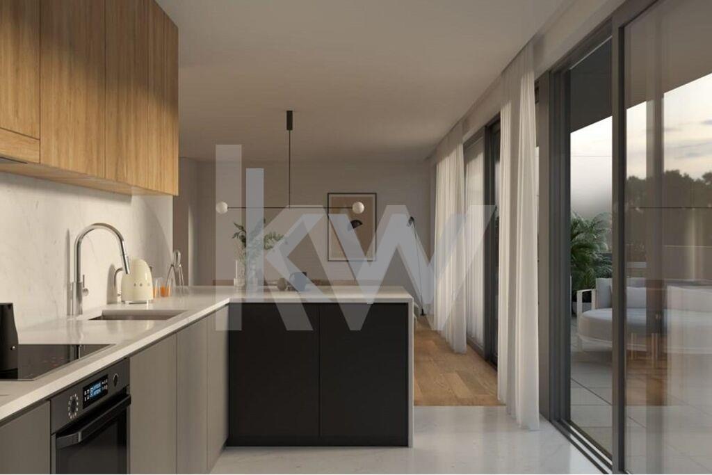 Apartamento T2 na Planta à Venda em Porto - Portugal - 4