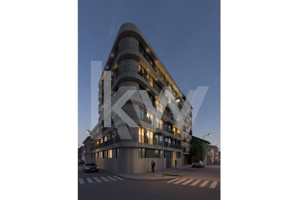 Apartamento T2 na Planta à Venda em Porto - Portugal - 6