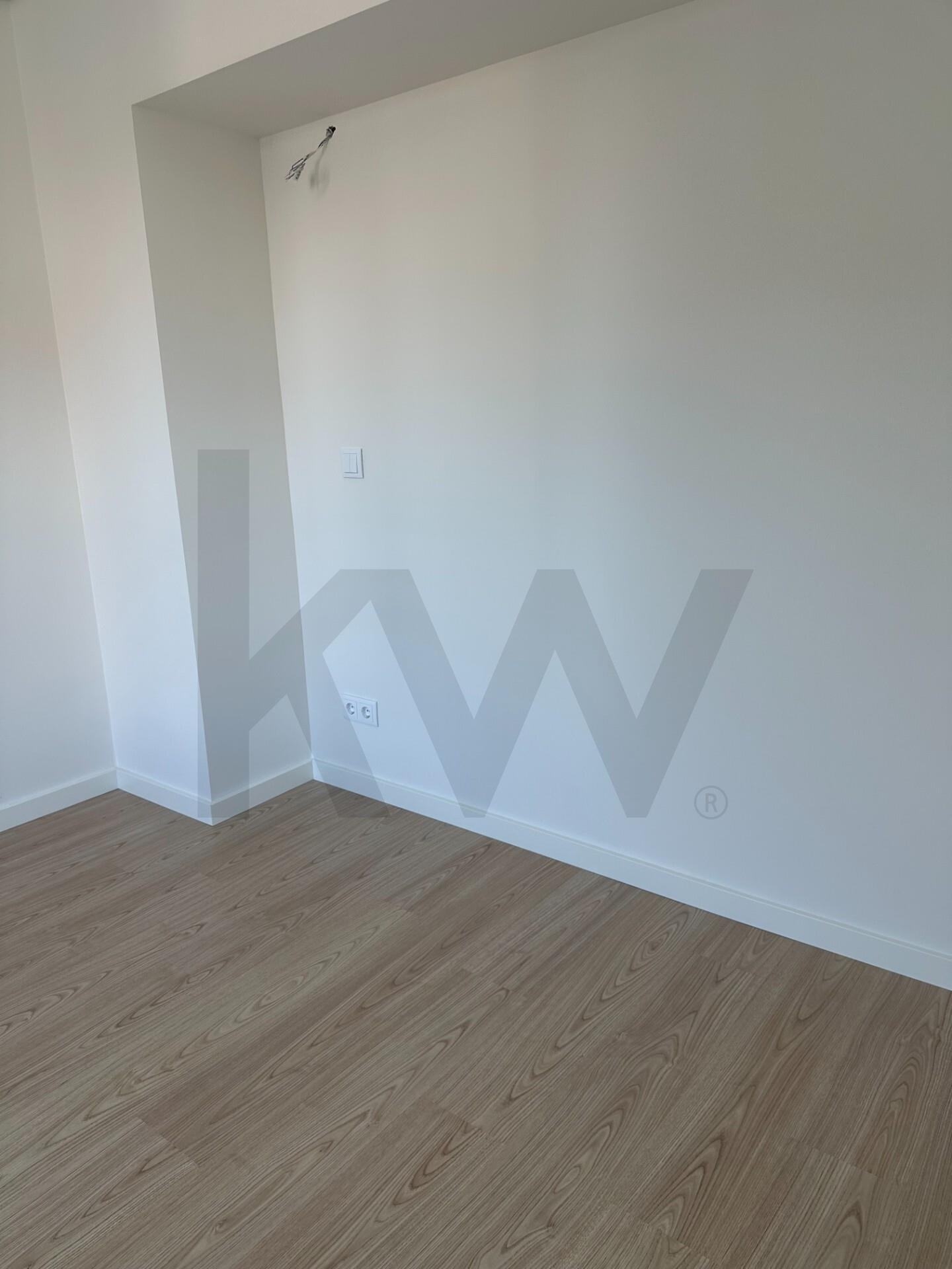 Apartamento T2 à Venda em Porto - Portugal - 4