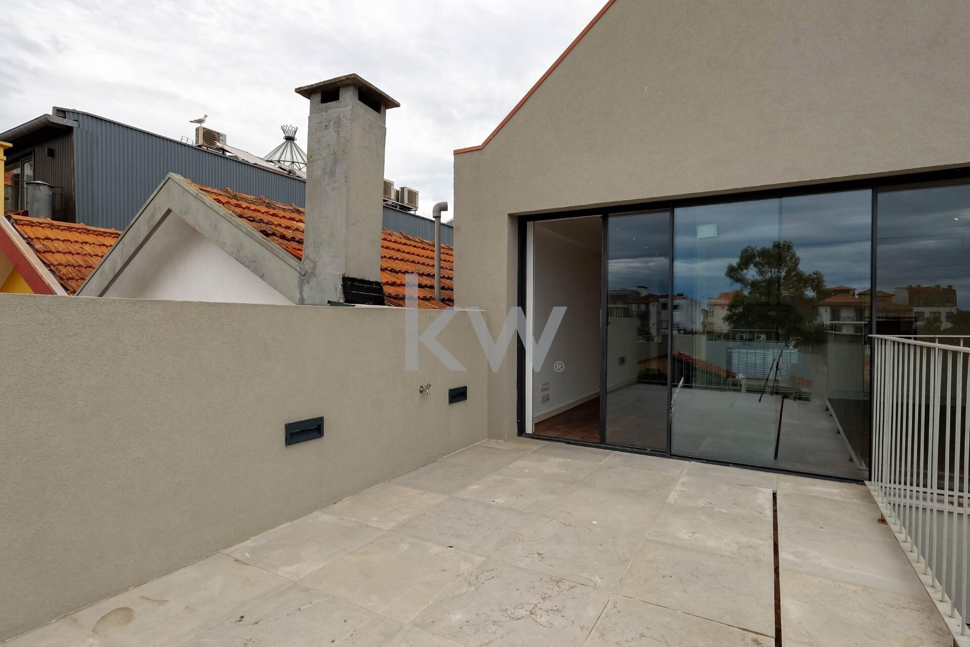 Apartamento T2 à Venda em Porto - Portugal - 3