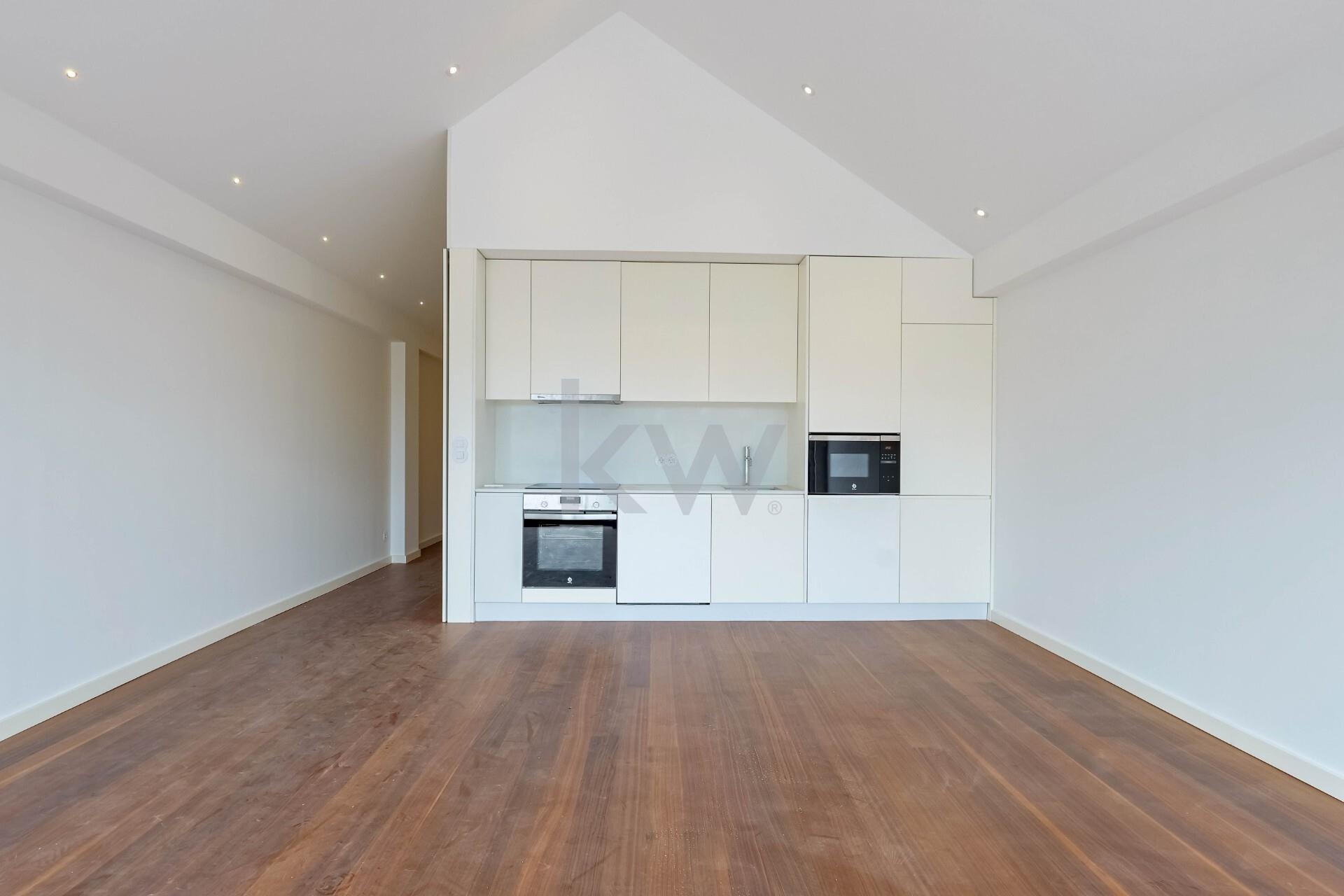 Apartamento T2 à Venda em Porto - Portugal - 7