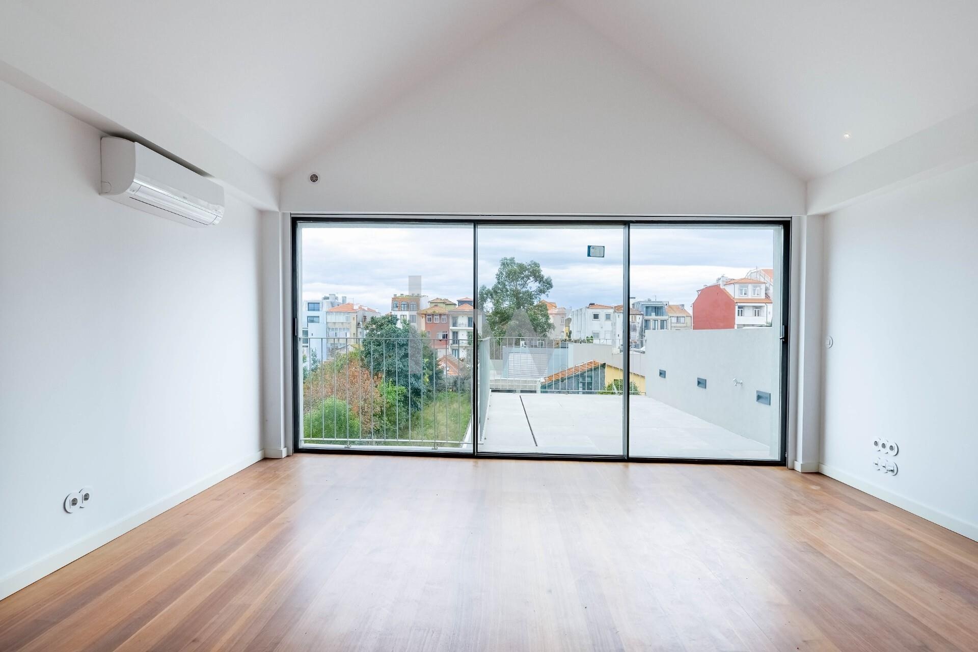Apartamento T2 à Venda em Porto - Portugal - 8