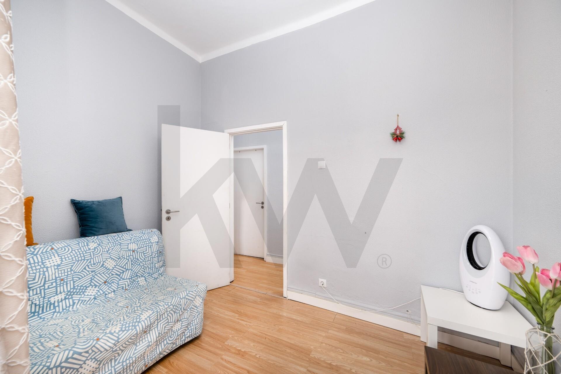 Apartamento T2 à Venda em Porto - Portugal - 2
