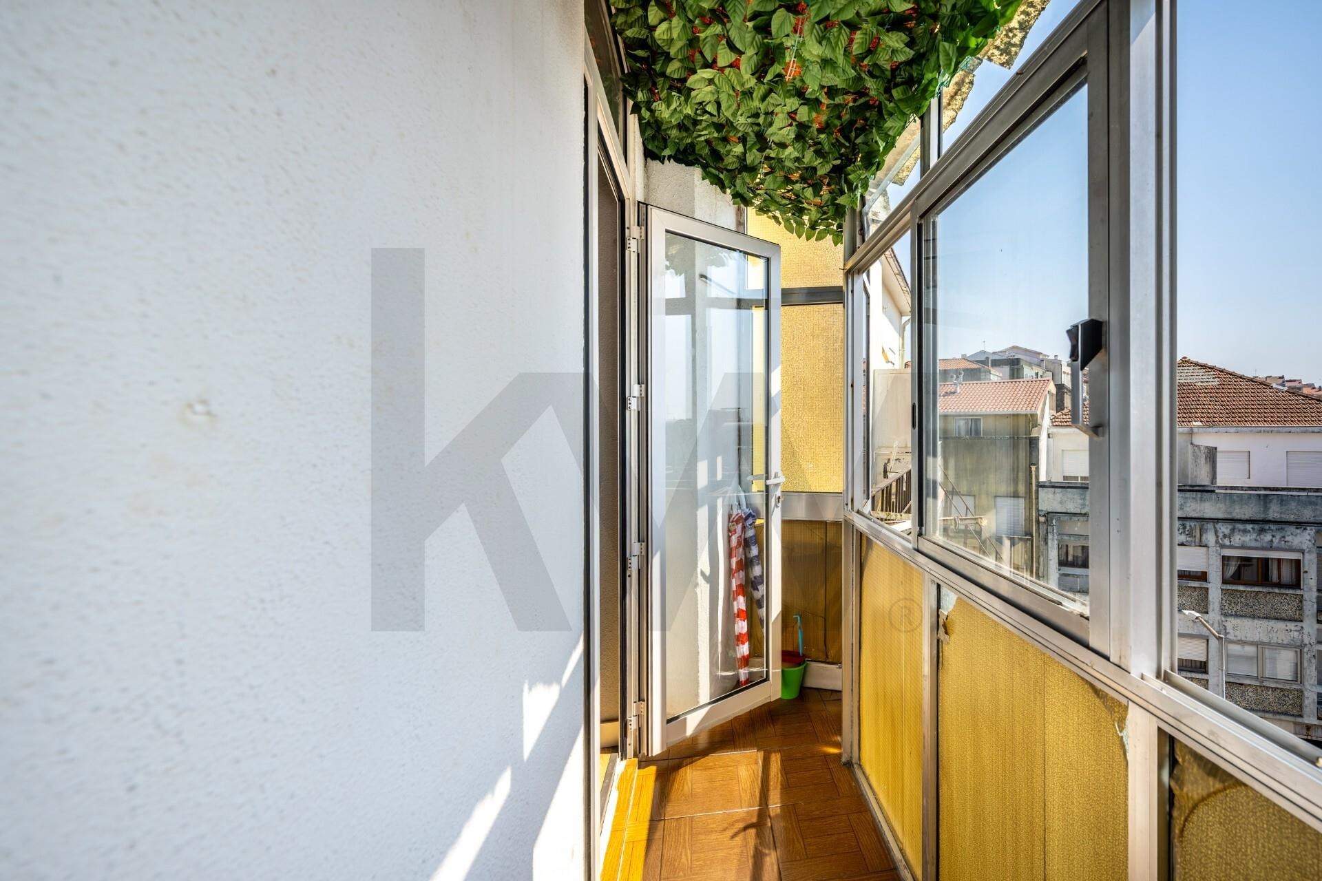Apartamento T2 à Venda em Porto - Portugal - 3