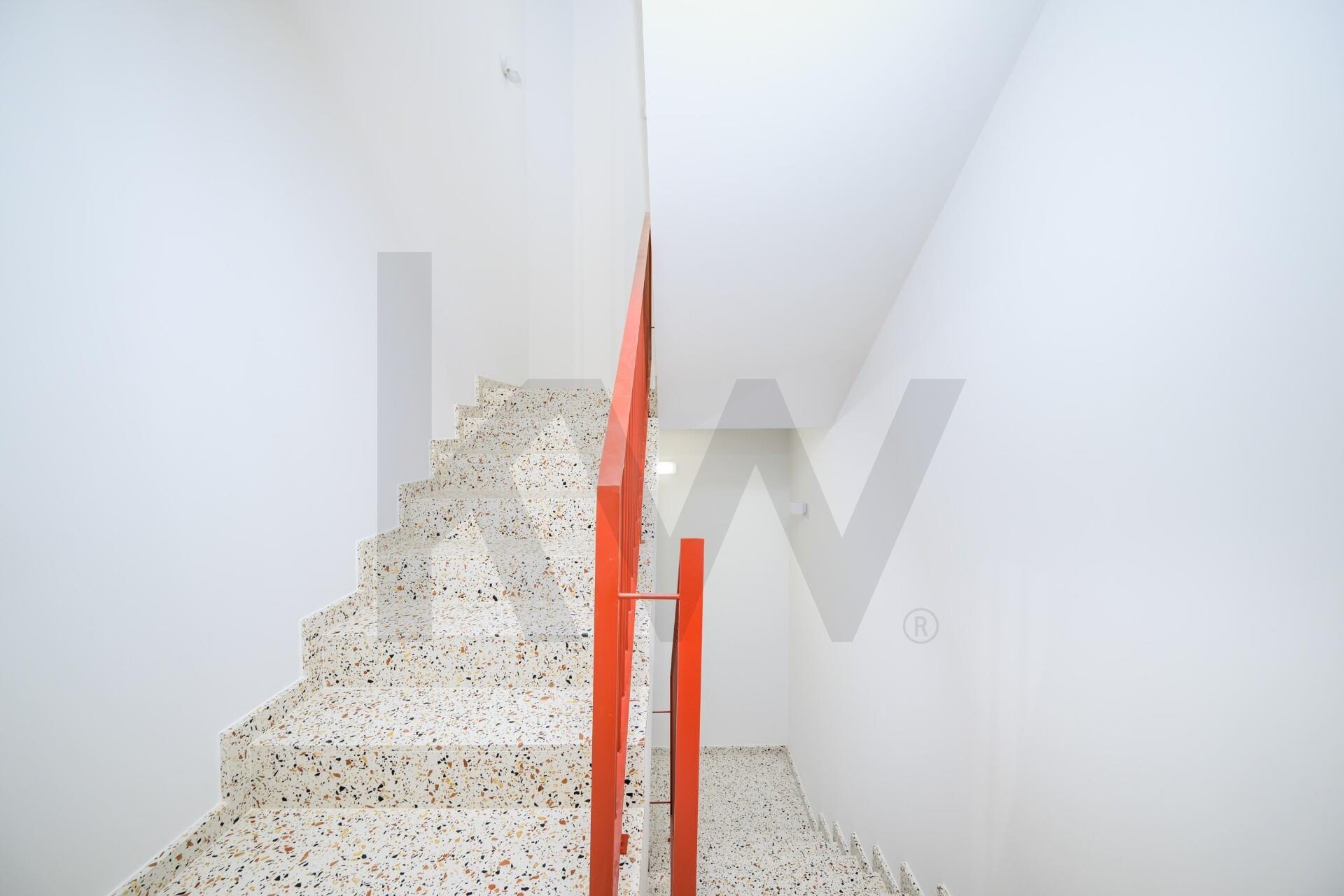 Apartamento T2 à Venda em Porto - Portugal - 8