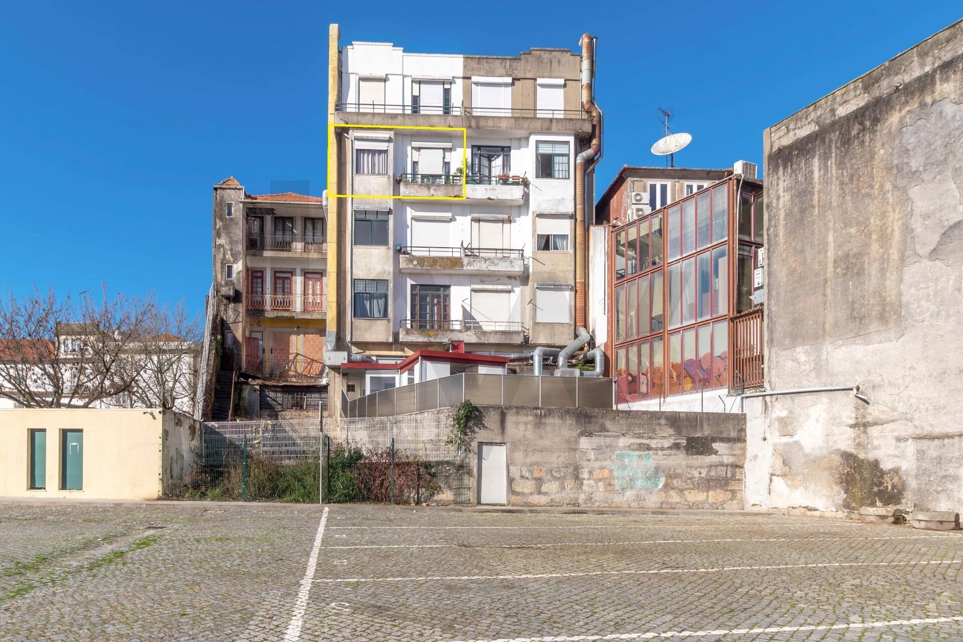 Apartamento T2 à Venda em Porto - Portugal - 8