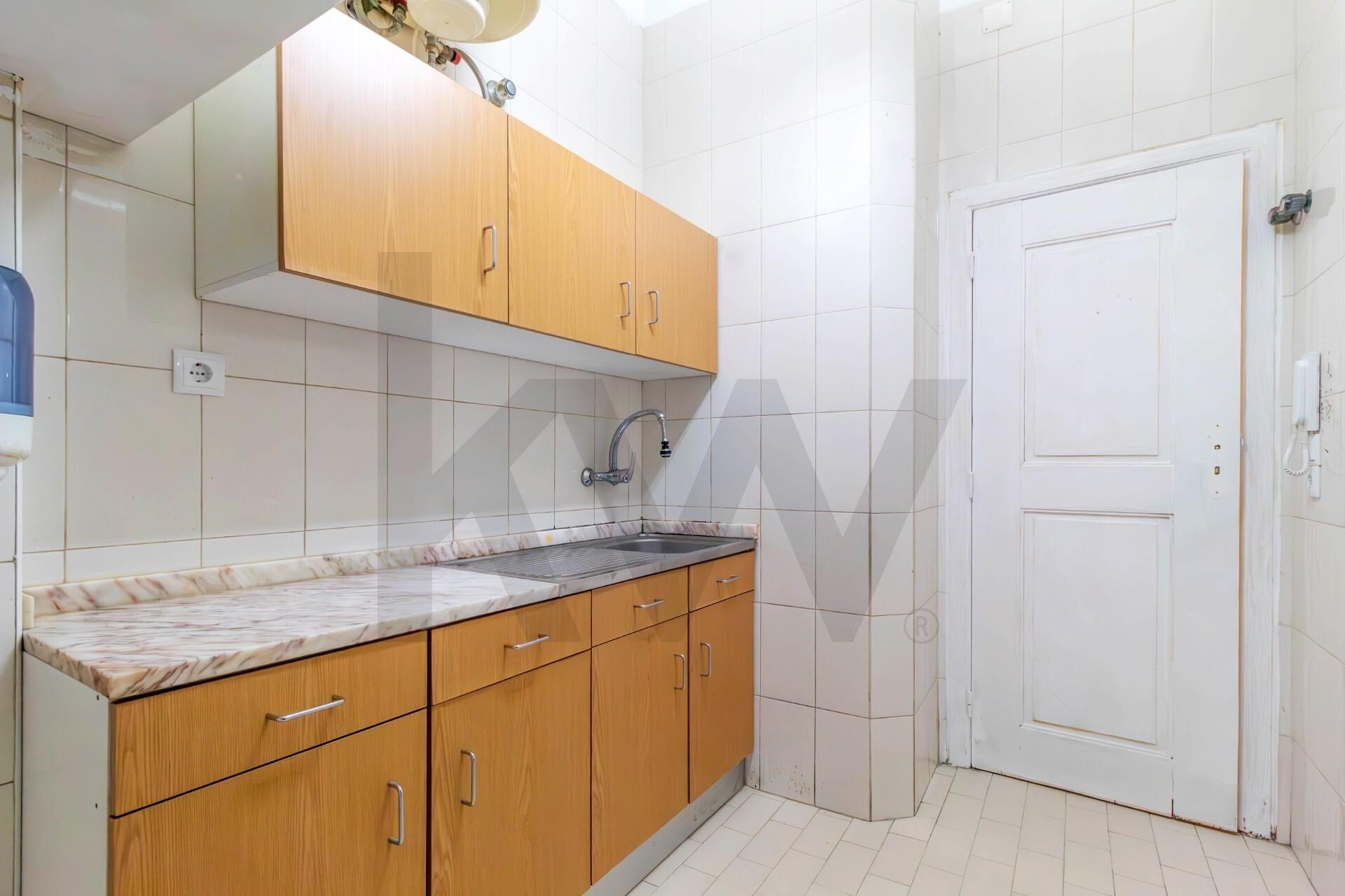 Apartamento T2 à Venda em Porto - Portugal - 8