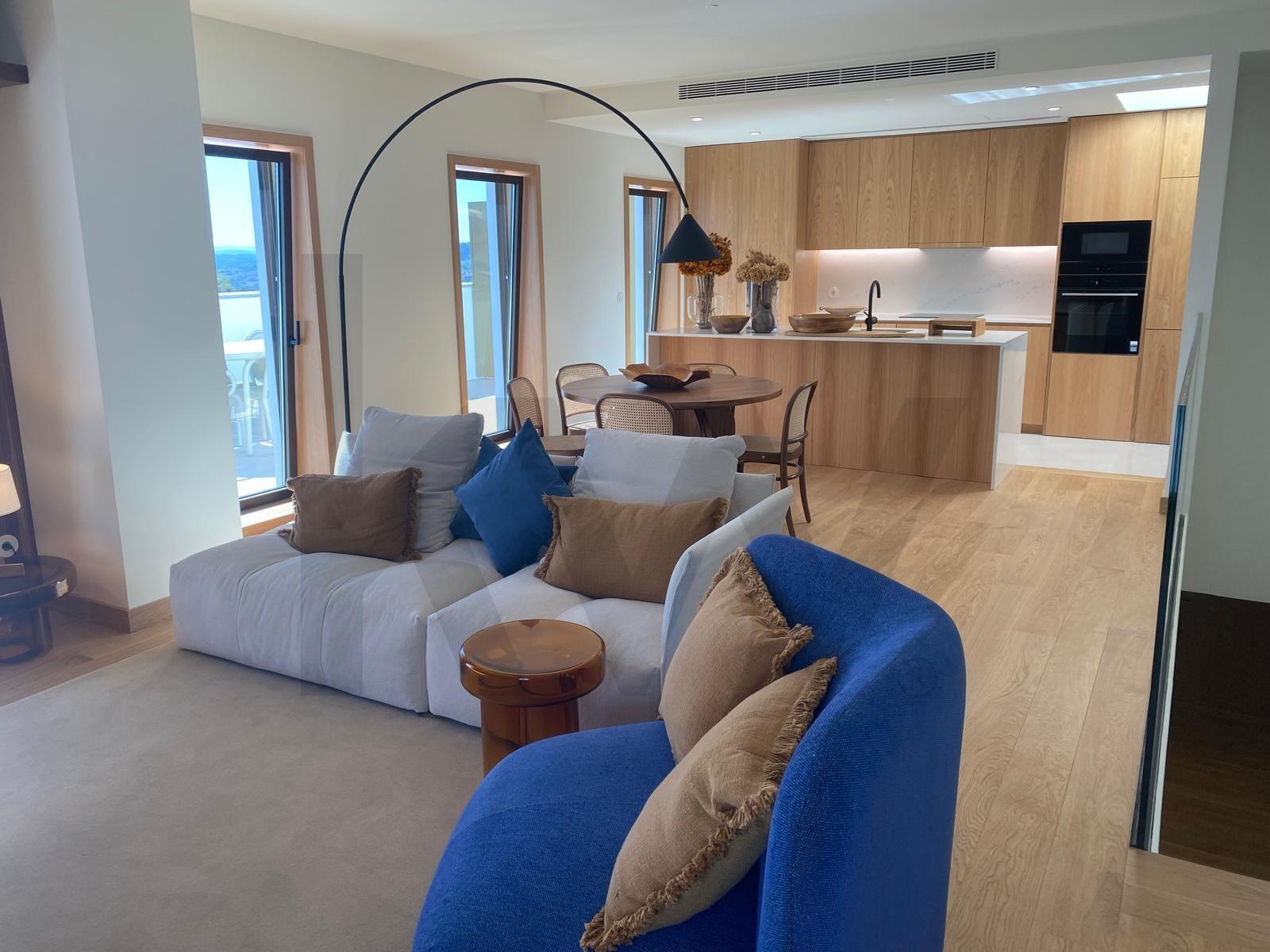 Apartamento T2 à Venda em Porto - Portugal - 1