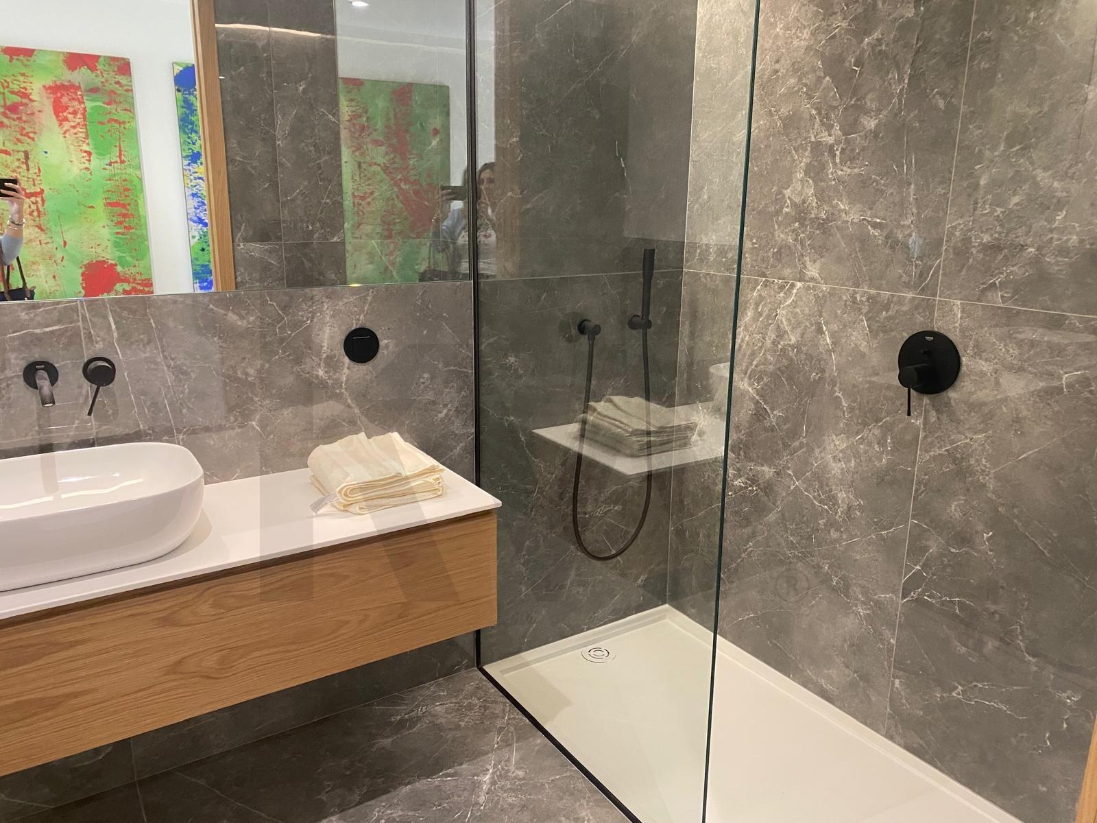 Apartamento T2 à Venda em Porto - Portugal - 8