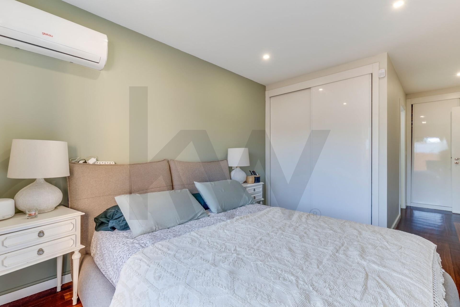 Apartamento T2 à Venda em Porto - Portugal - 8