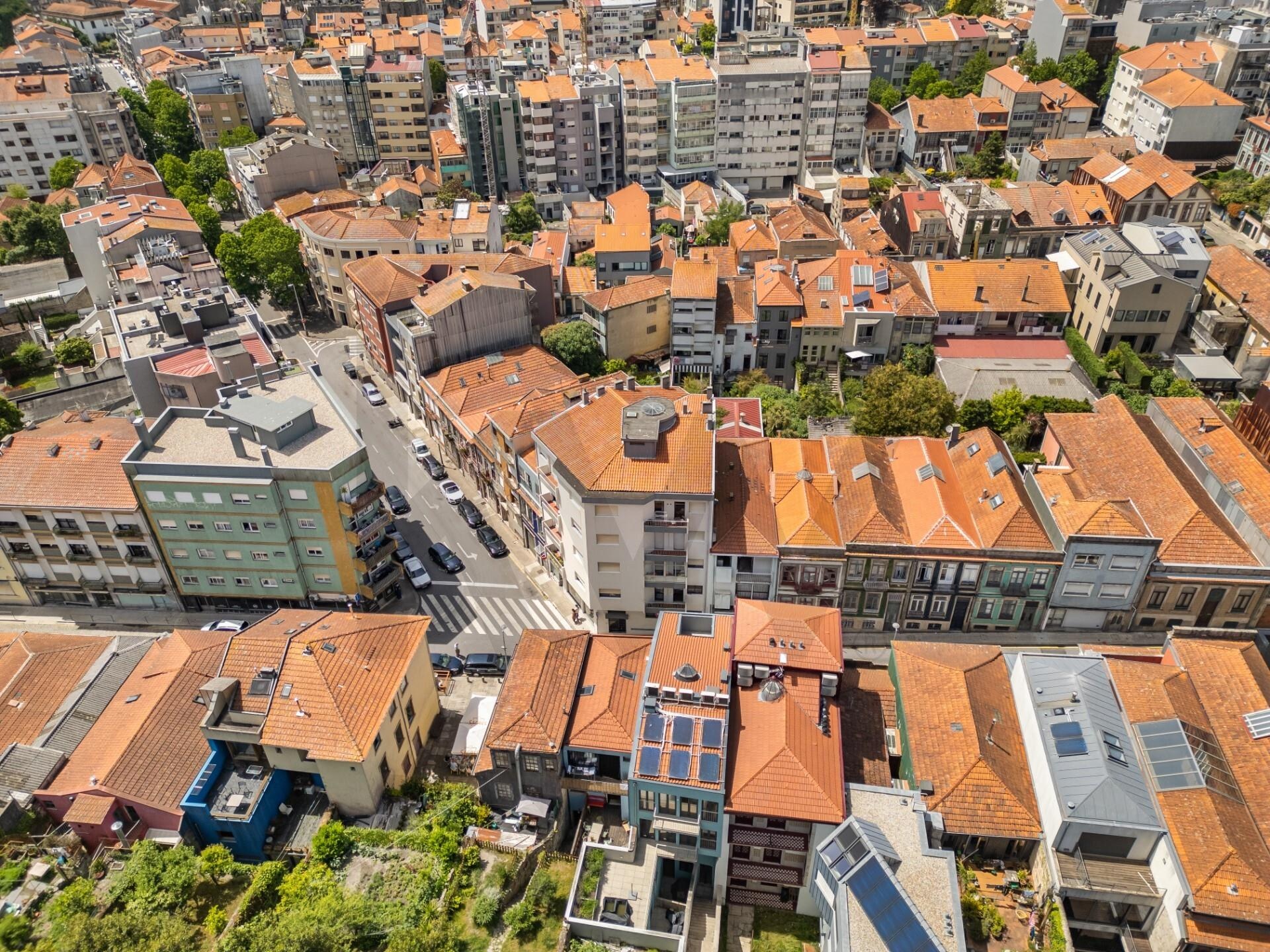 Apartamento T2 à Venda em Porto - Portugal - 5